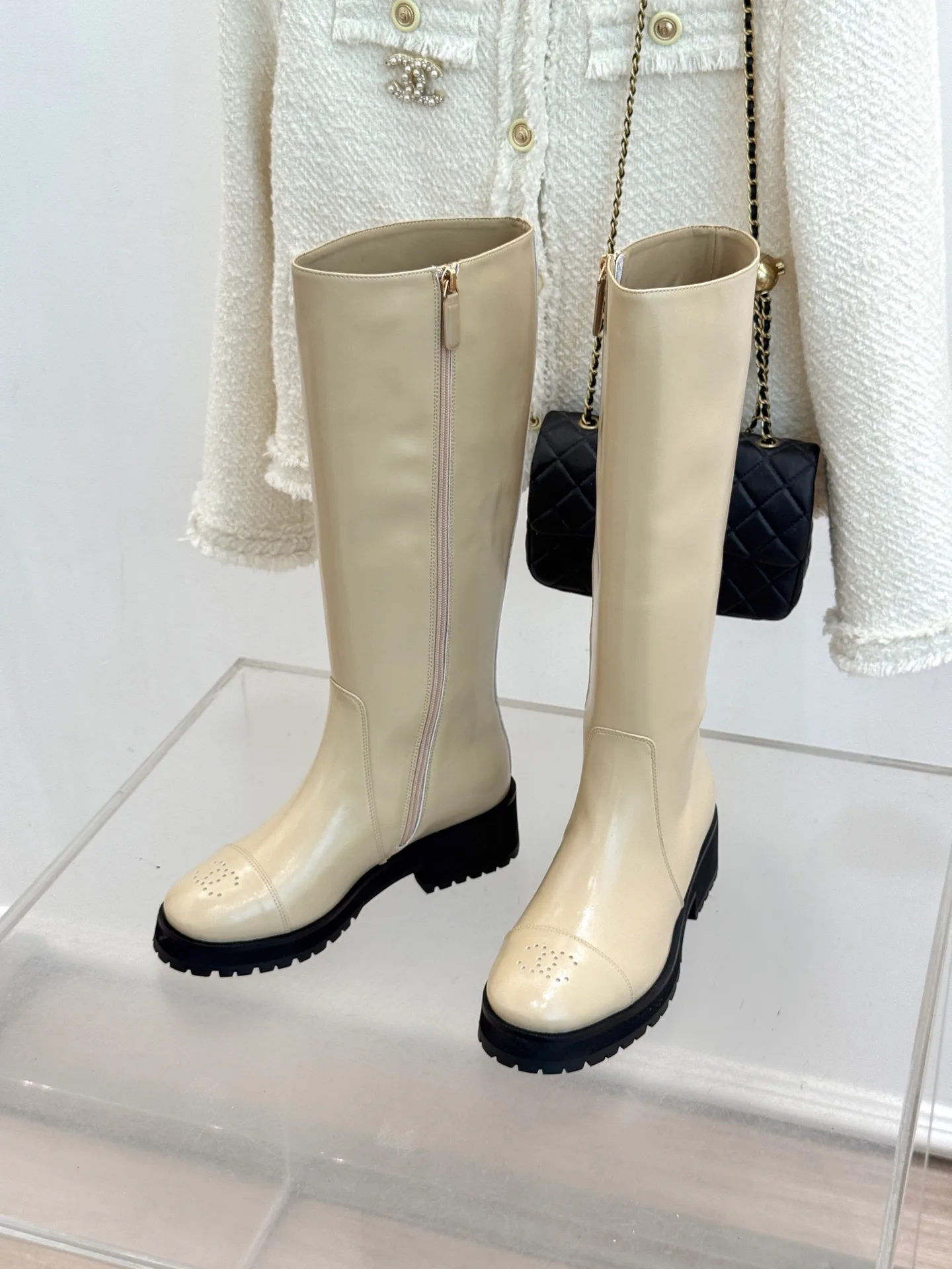 Women's Boots CHANEL 18004020