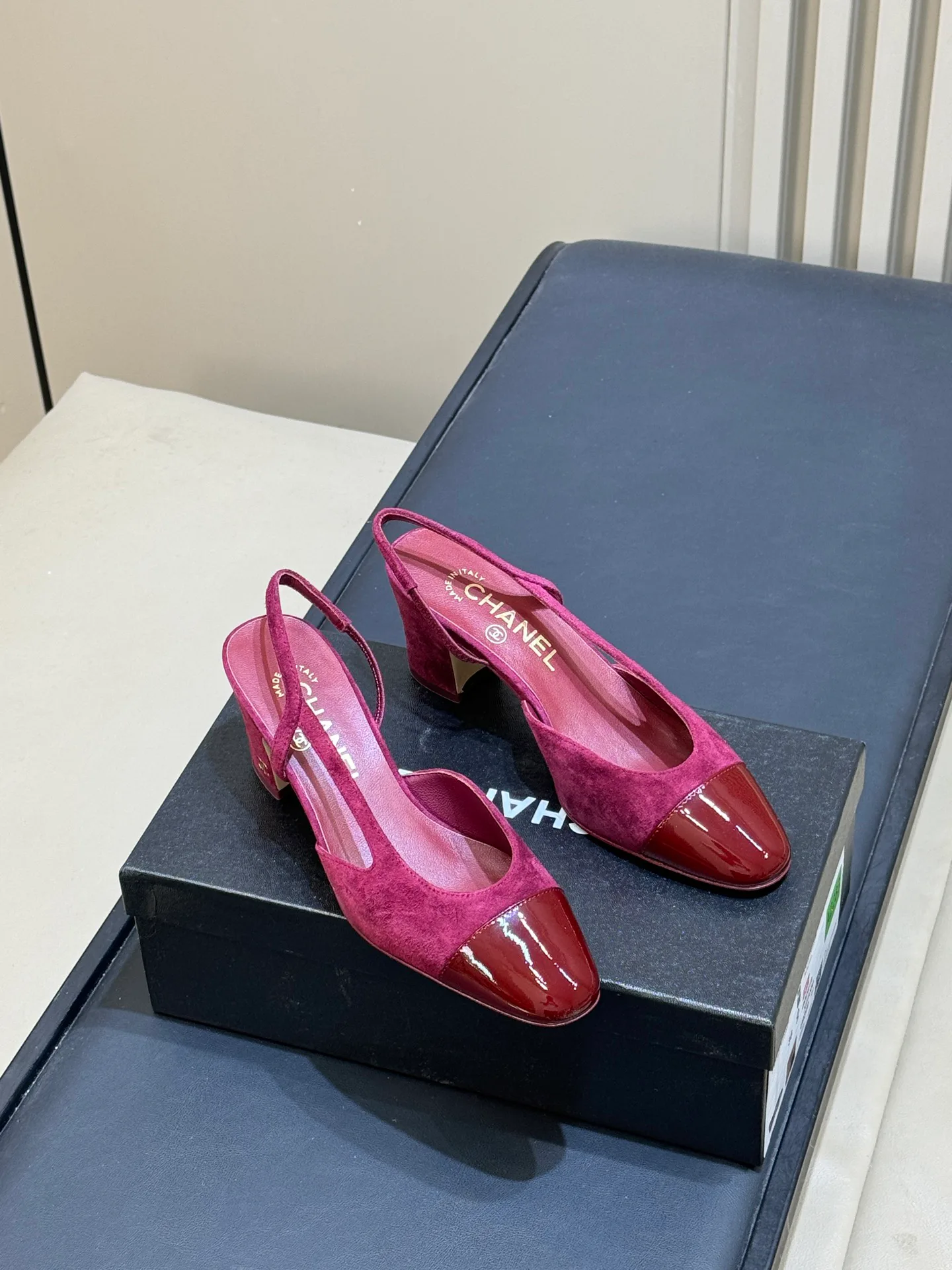 Women's Heels CHANEL 18072785