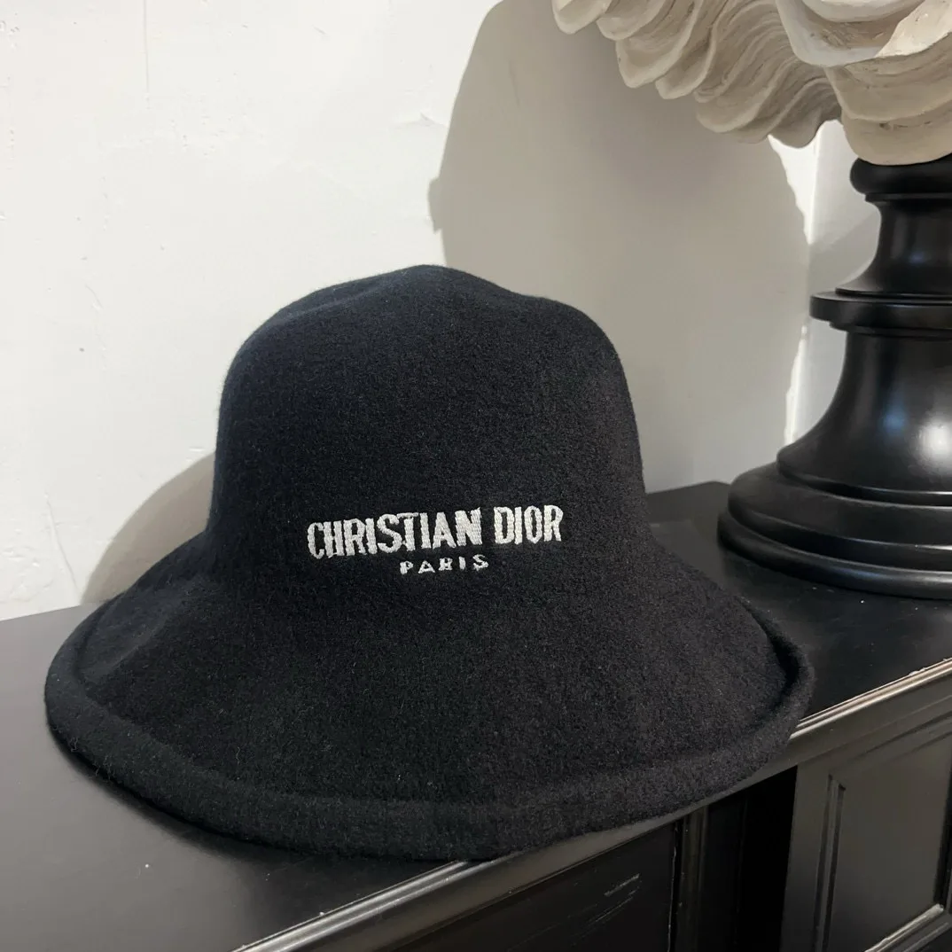 Hats CHRISTIAN DIOR 17973796