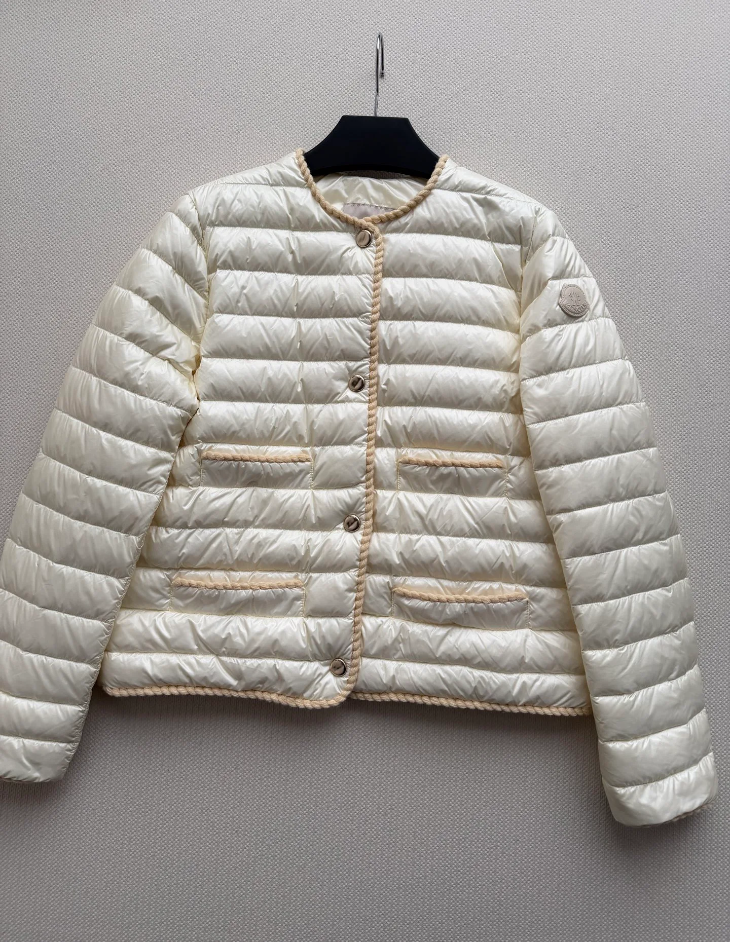 Women's Jackets And Down Jackets MONCLER 17897233