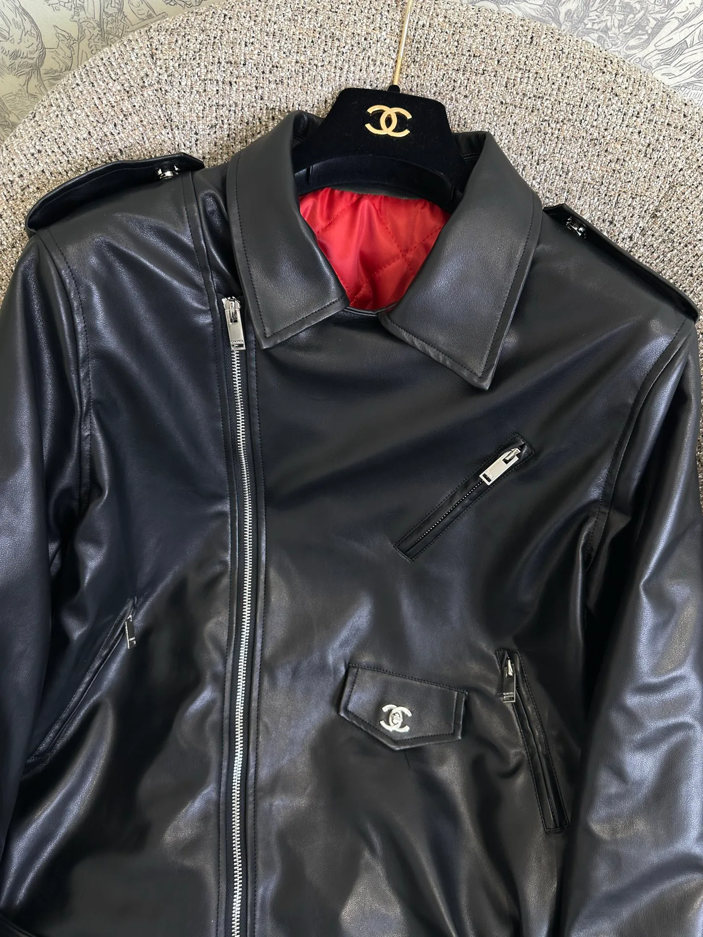 Women's Leather Jackets And Sheepskin Coats CHANEL 18138522