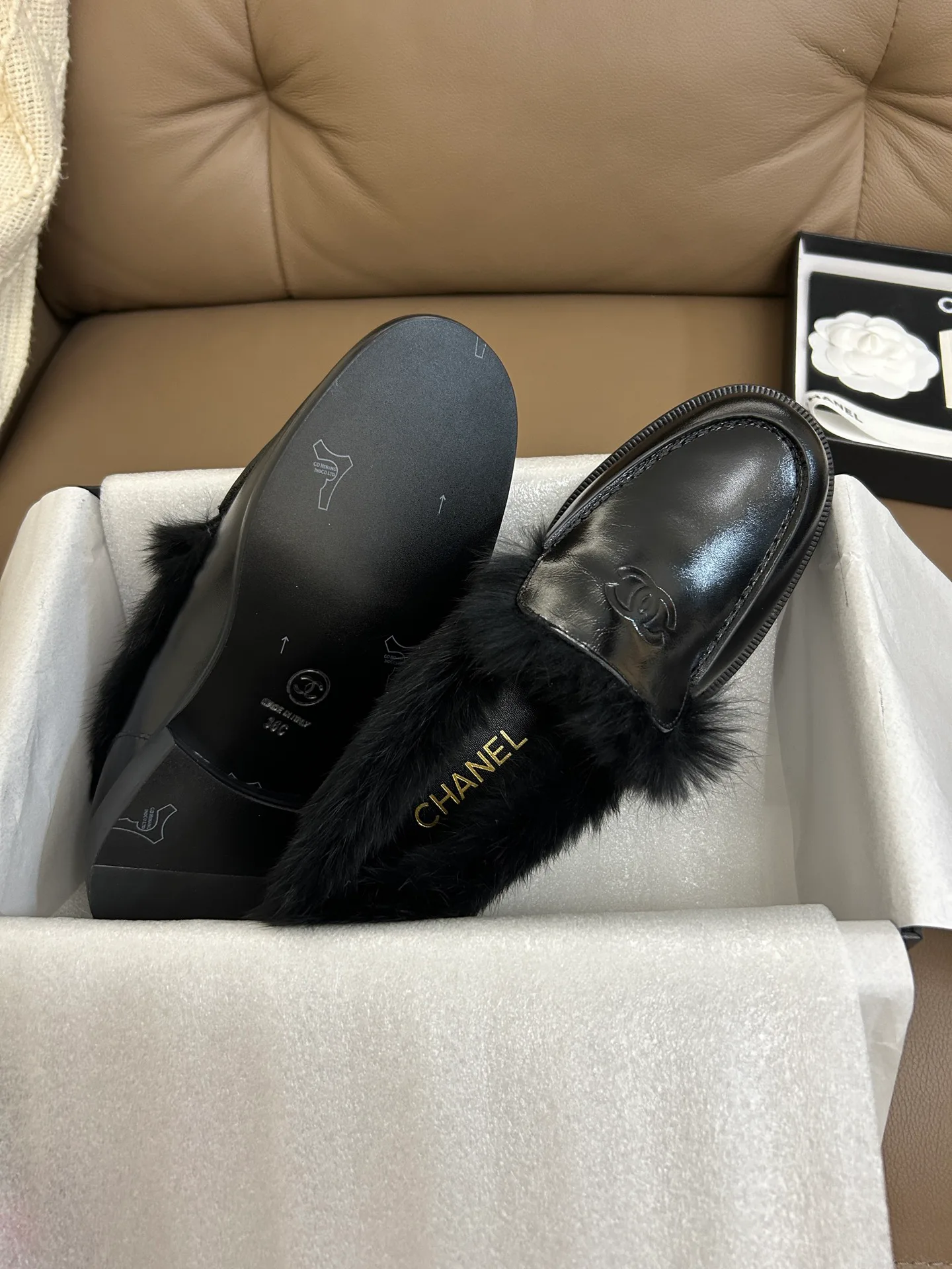 Women's Loafers And Moccasins CHANEL 17886122
