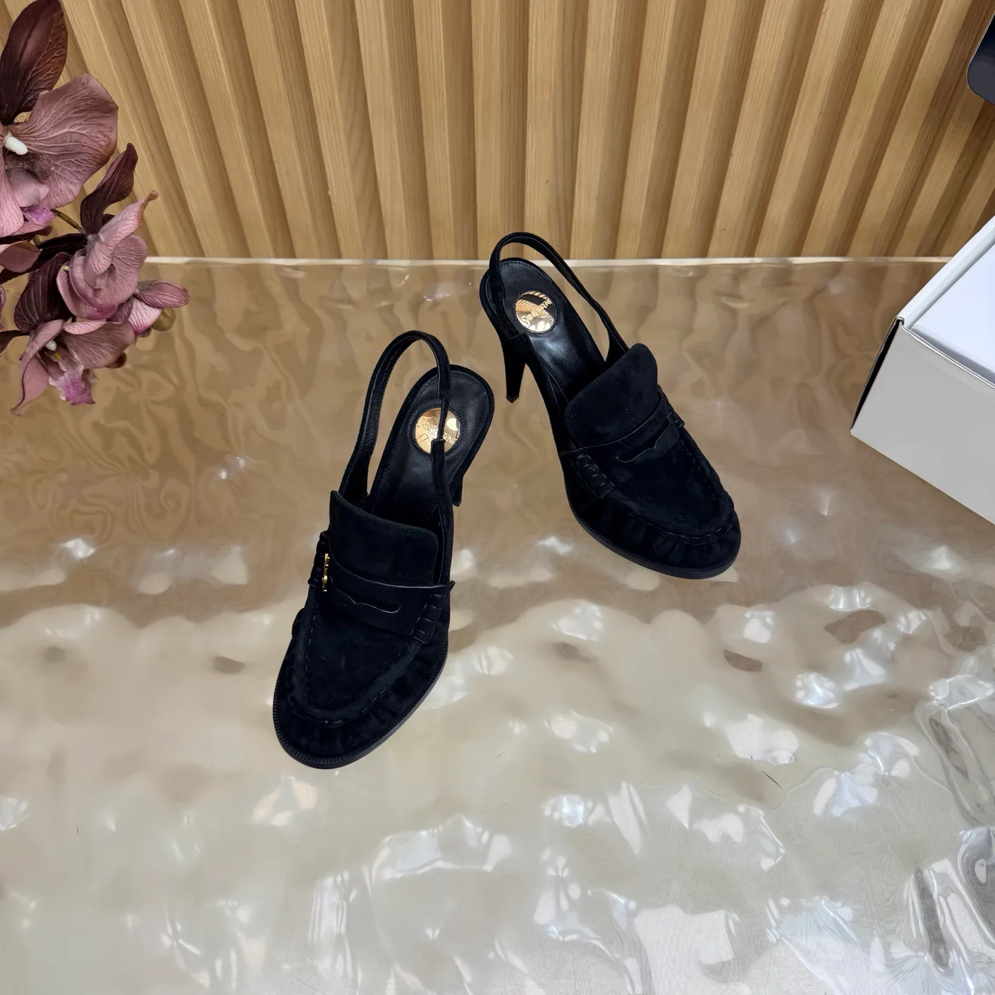 Лоферы И Мокасины Женские Saint Laurent 18676023