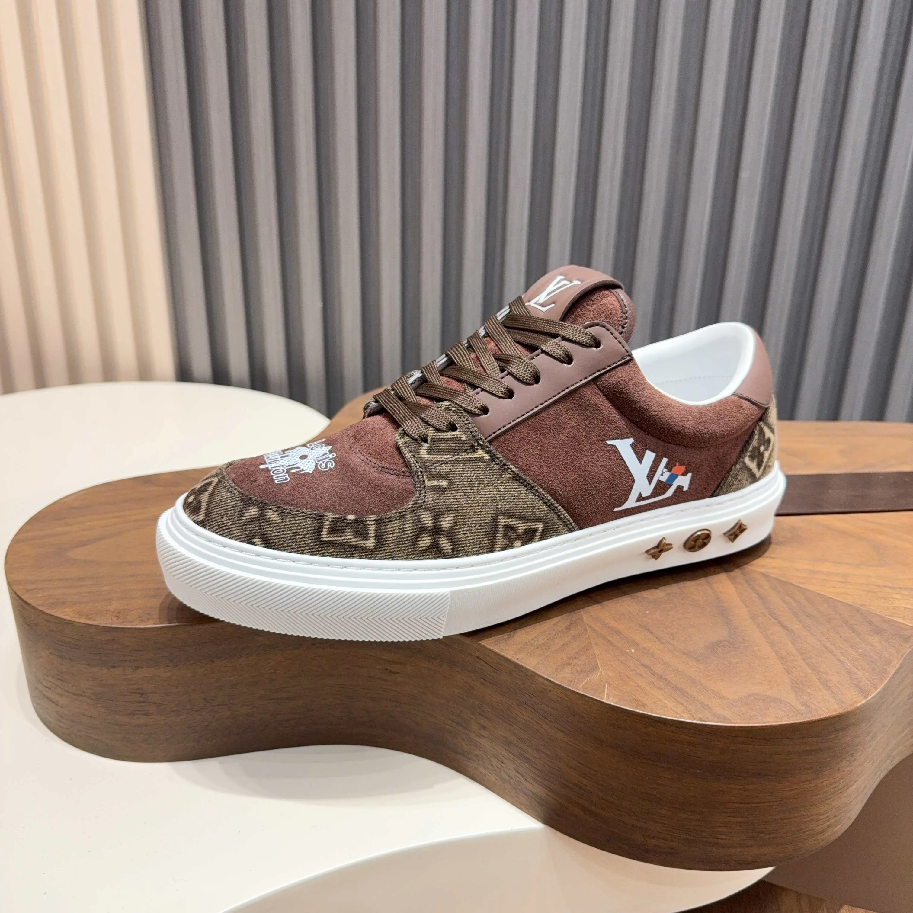 Men's Sneakers LOUIS VUITTON 17921398