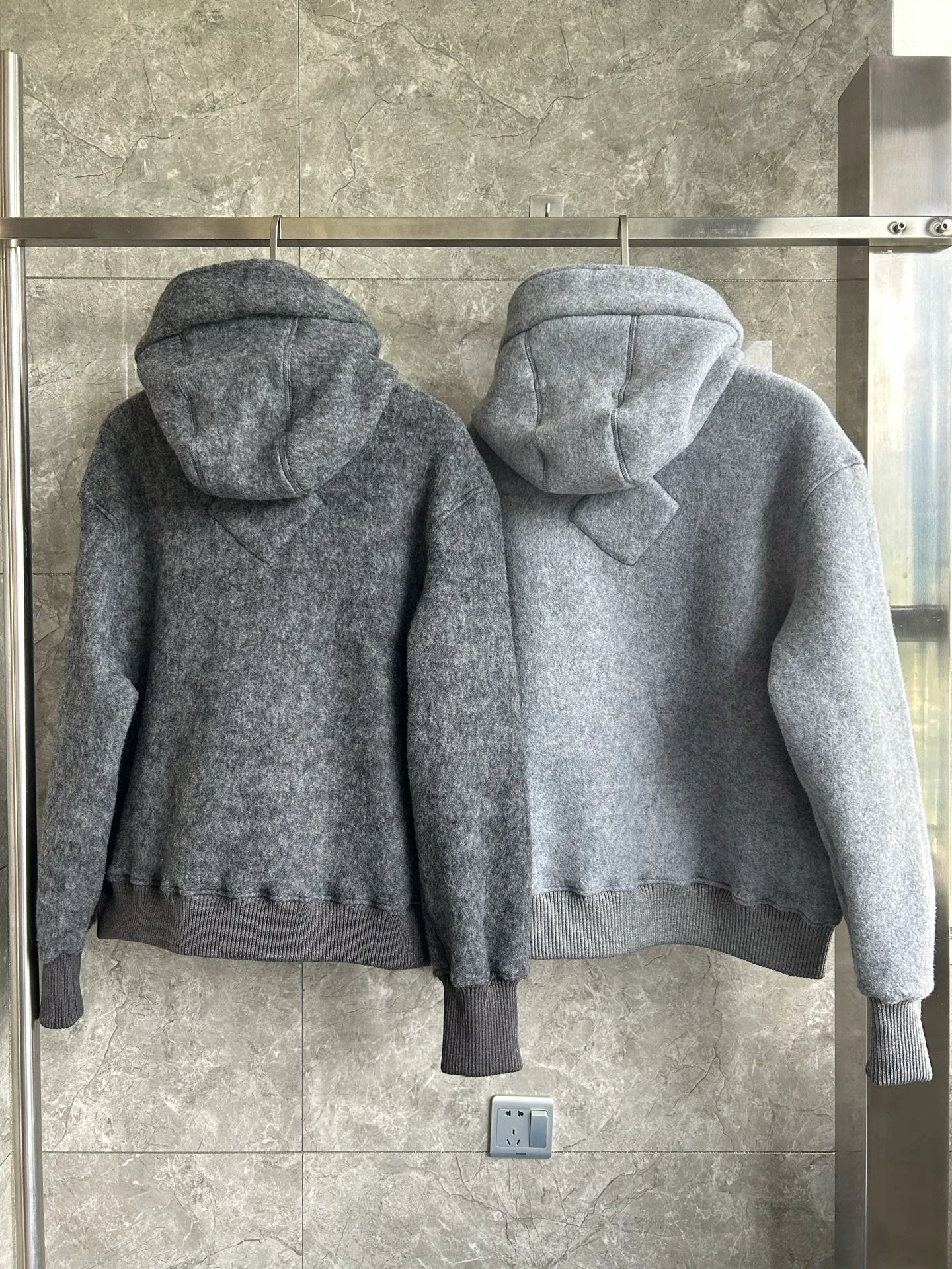Men's Sweatshirts And Hoodies CANADA GOOSE 18224293