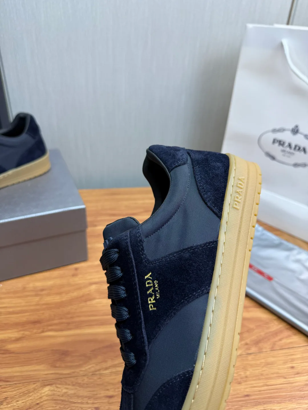 Men's Sneakers PRADA 18418634