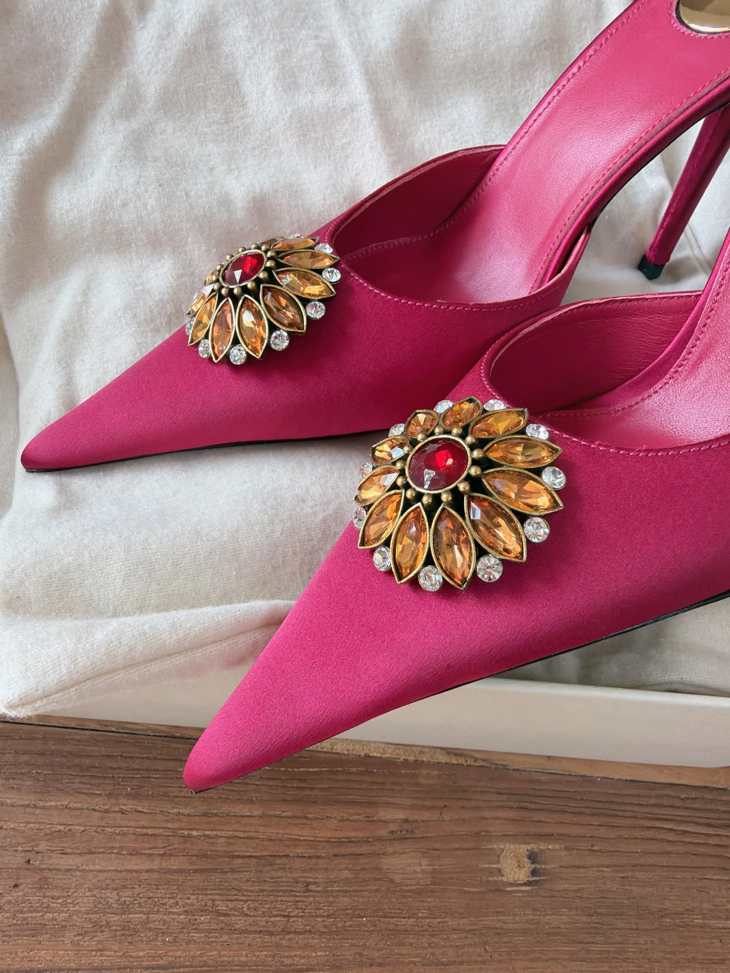 Women's Heels SAINT LAURENT 17803543