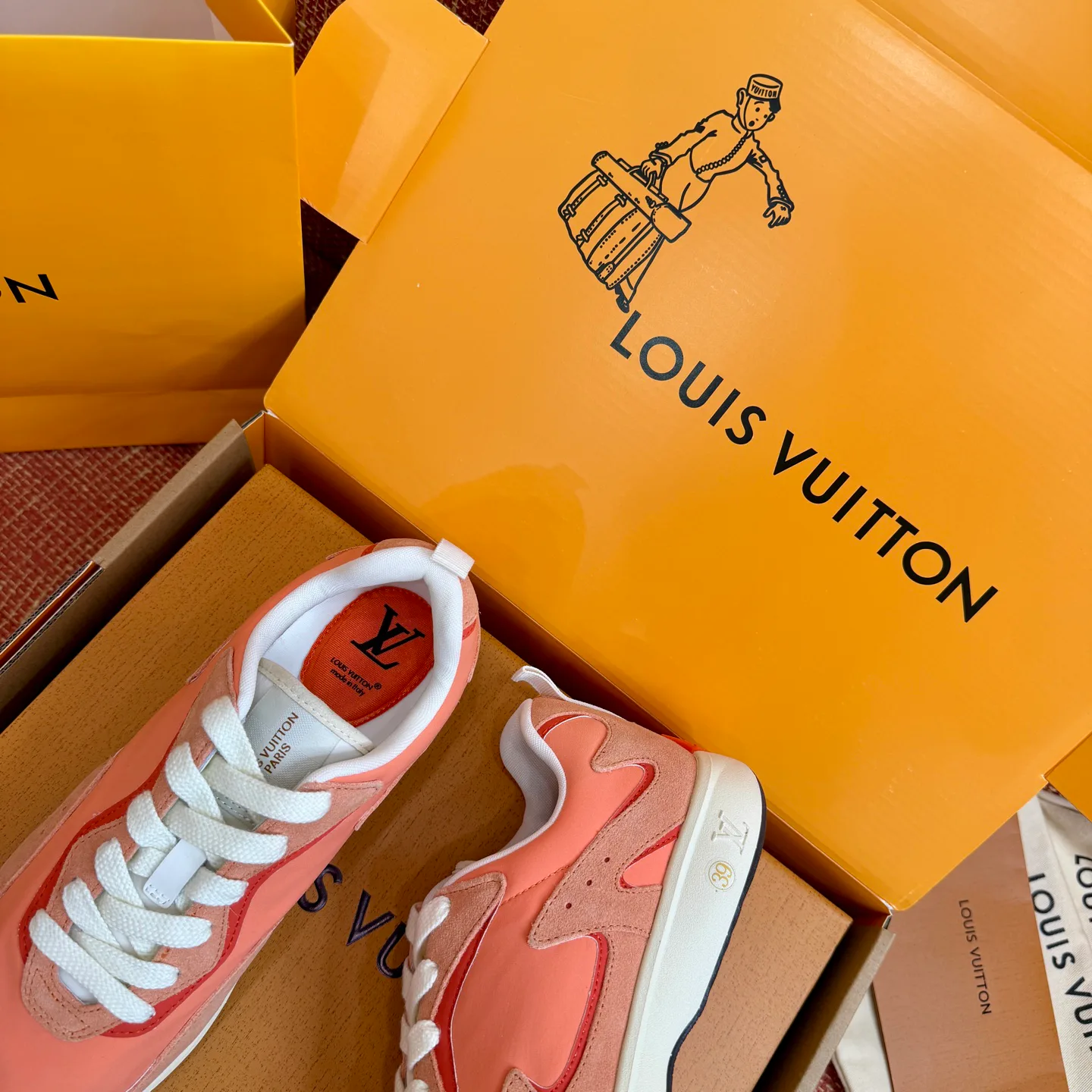 Men's Sneakers LOUIS VUITTON 17877592