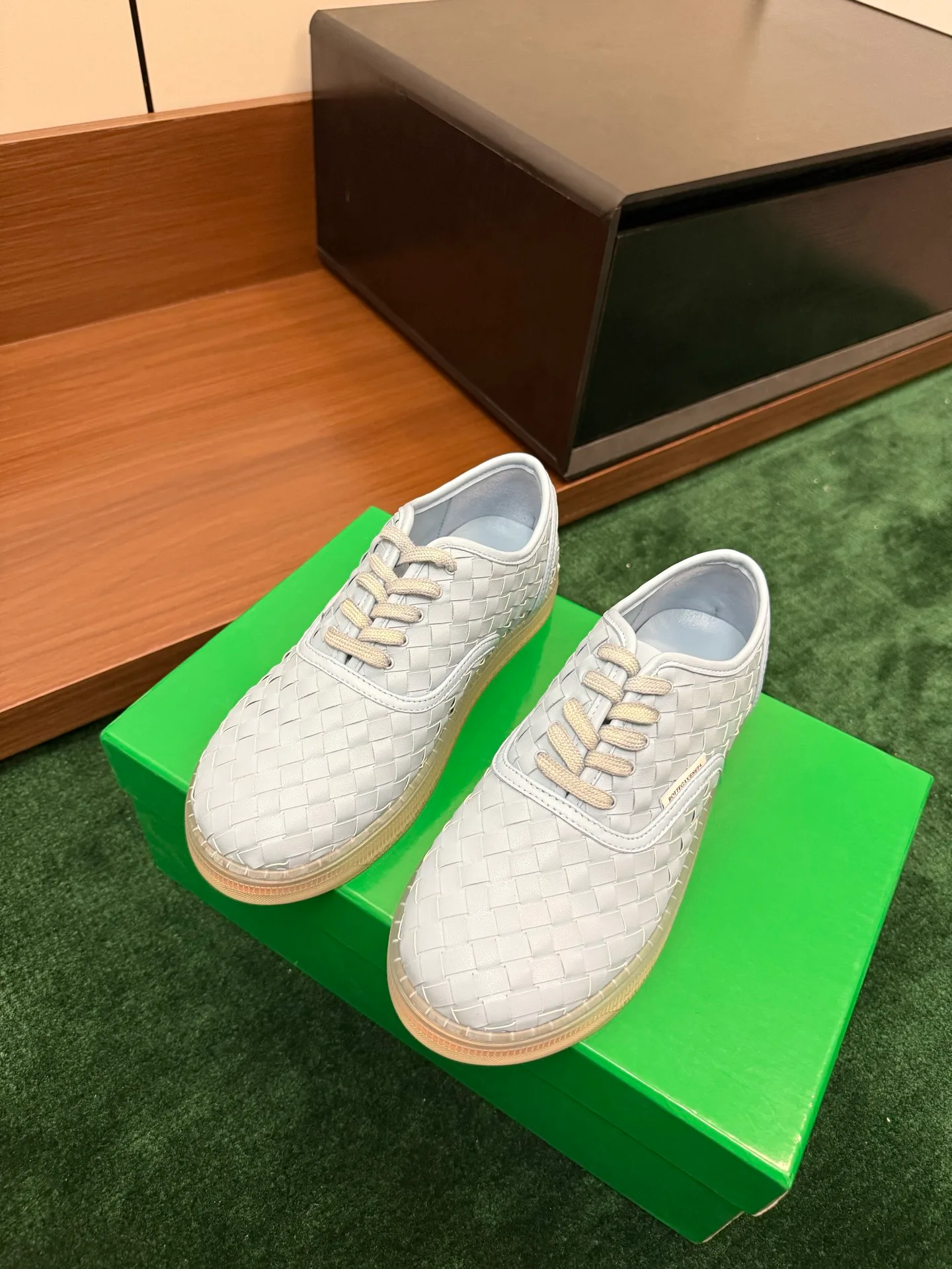 Women's Sneakers BOTTEGA VENETA 17386185
