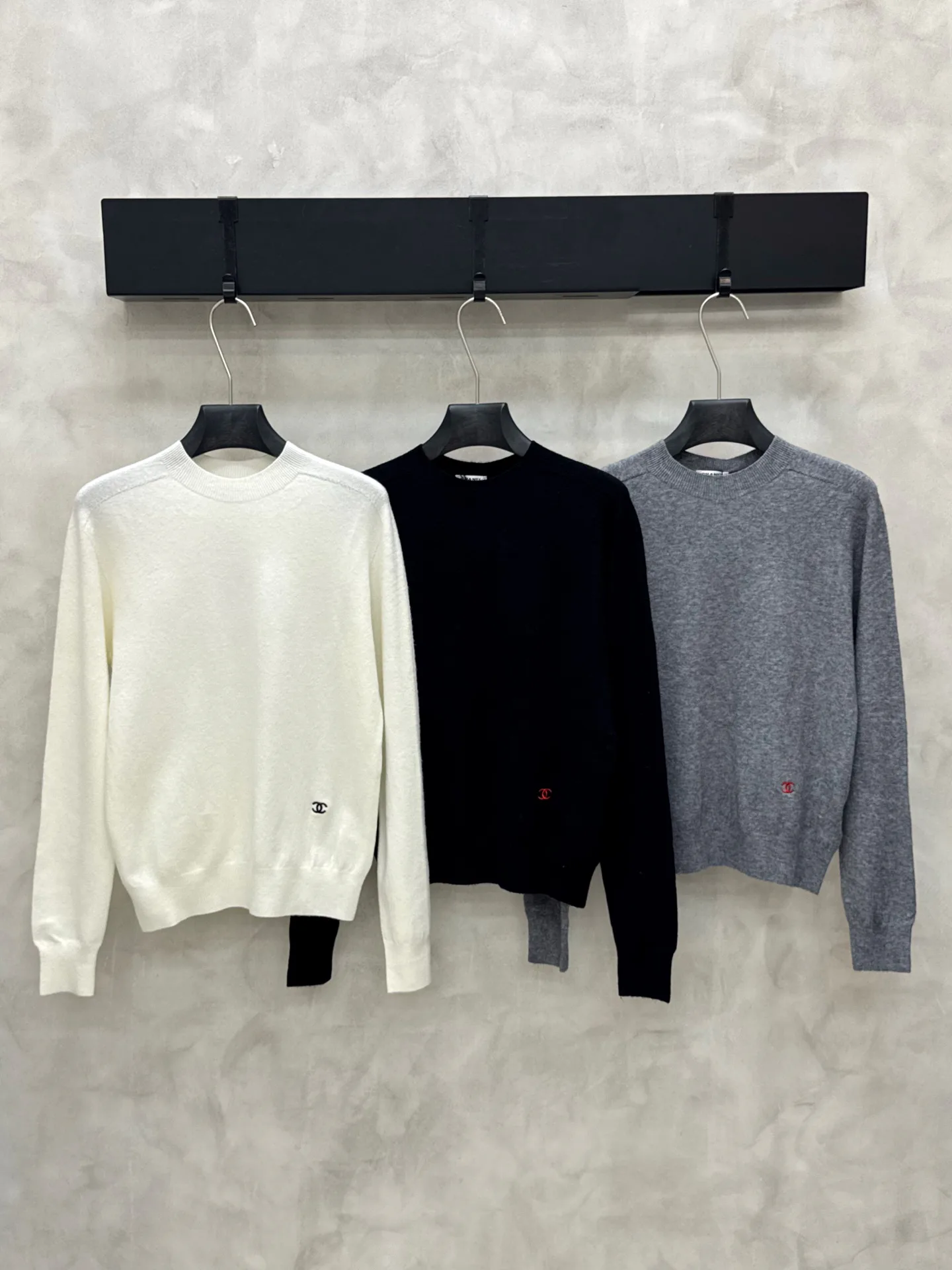 Women's Jumpers And Sweaters CHANEL 18389596
