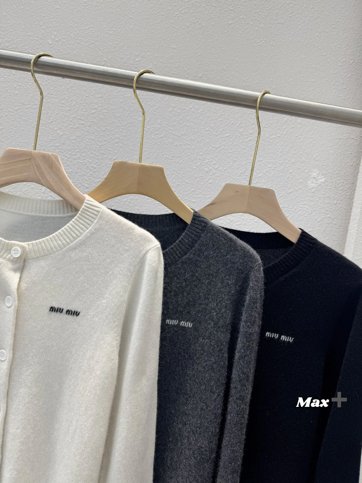 Women's Jumpers And Sweaters MIU MIU 18106669