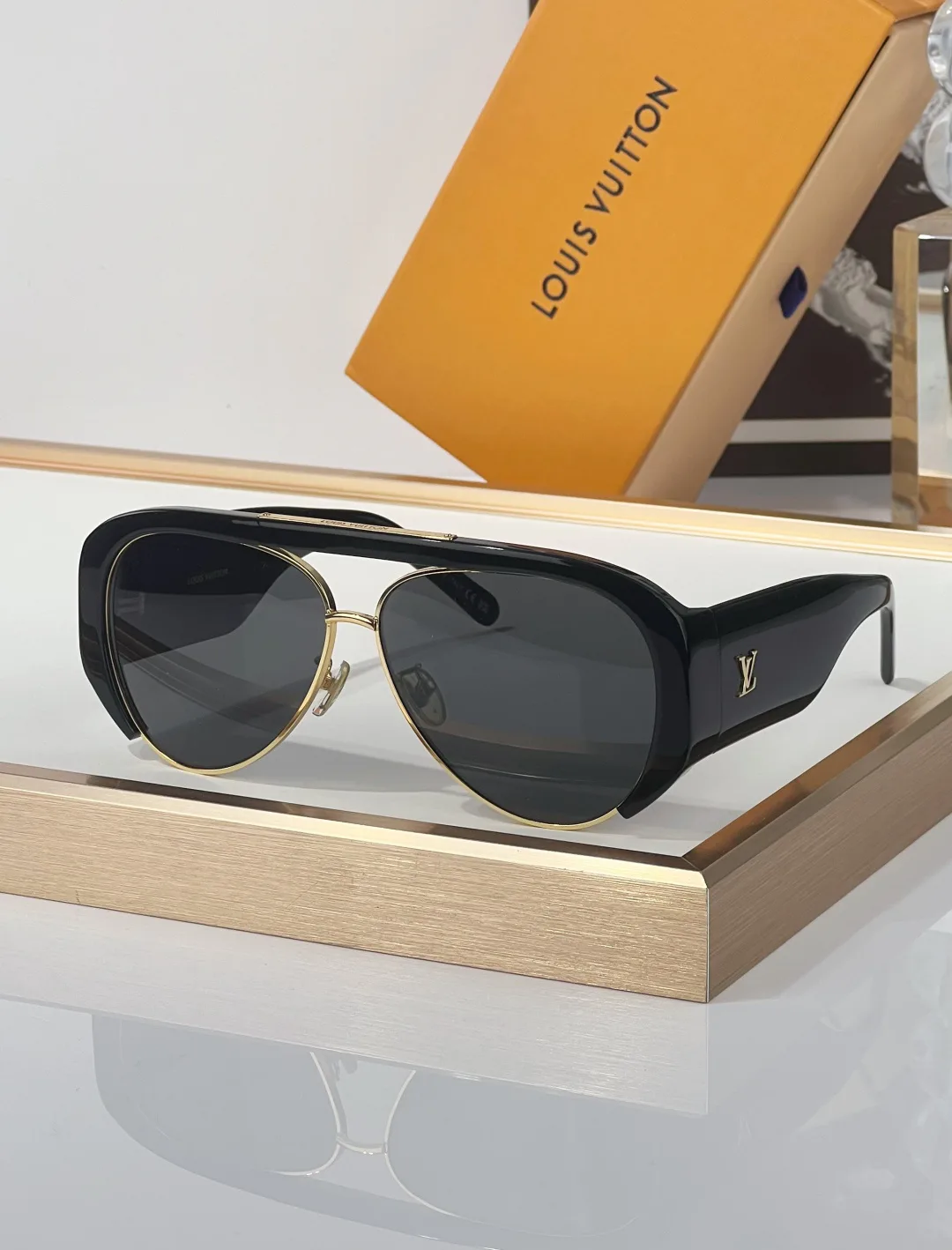 Glasses LOUIS VUITTON 16919890