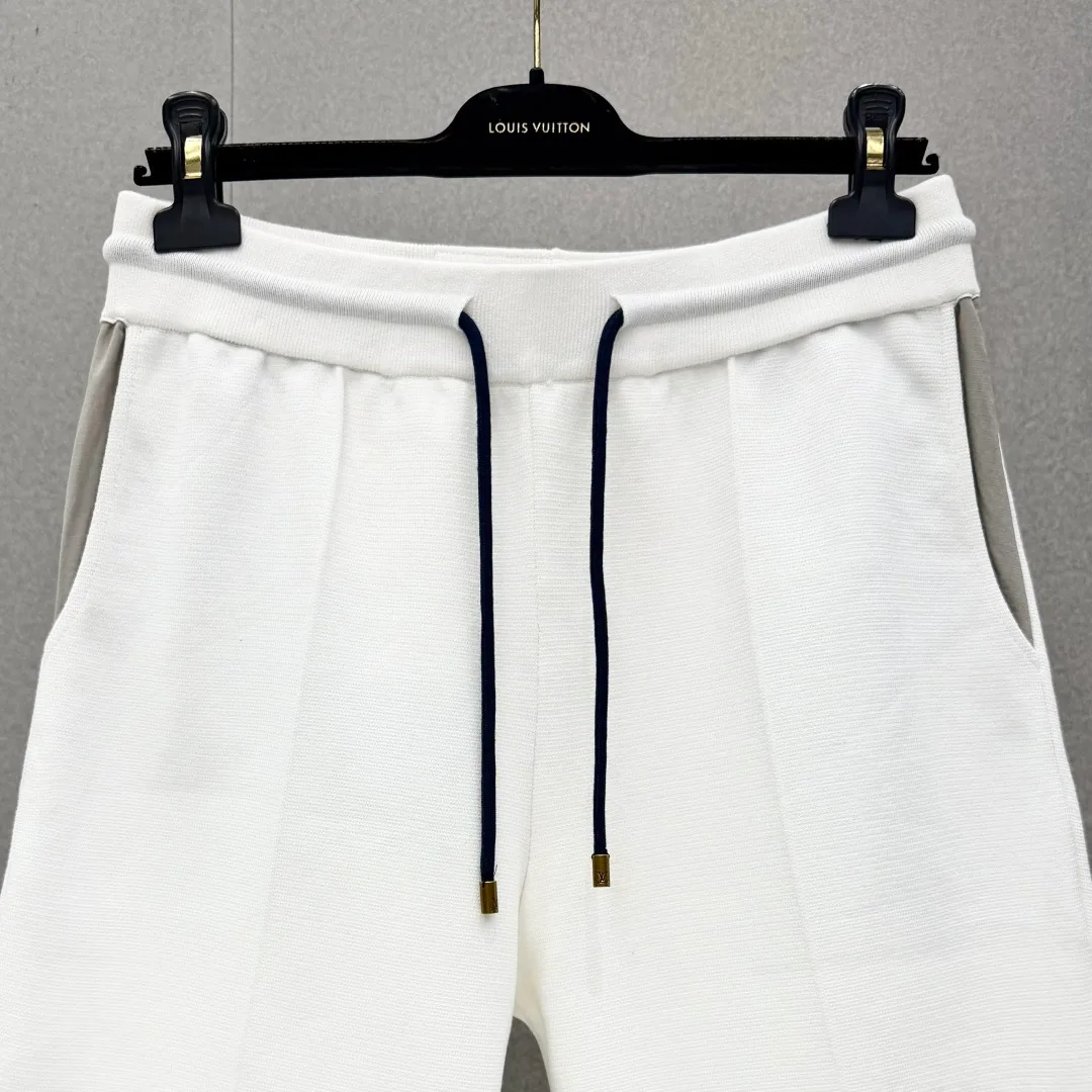 Men's Shorts LOUIS VUITTON 18227849