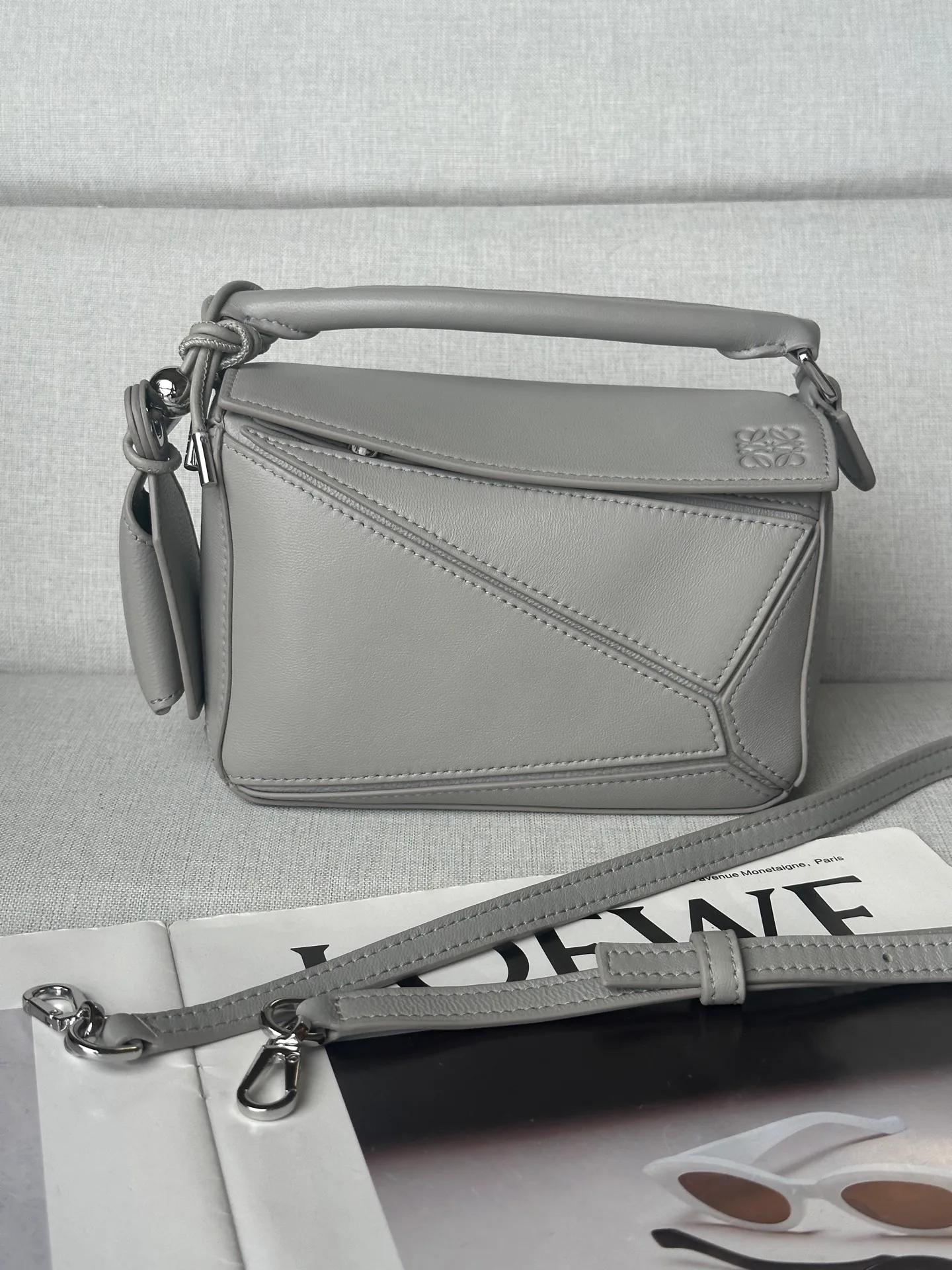 Women's Classic Handbags LOEWE 16839126