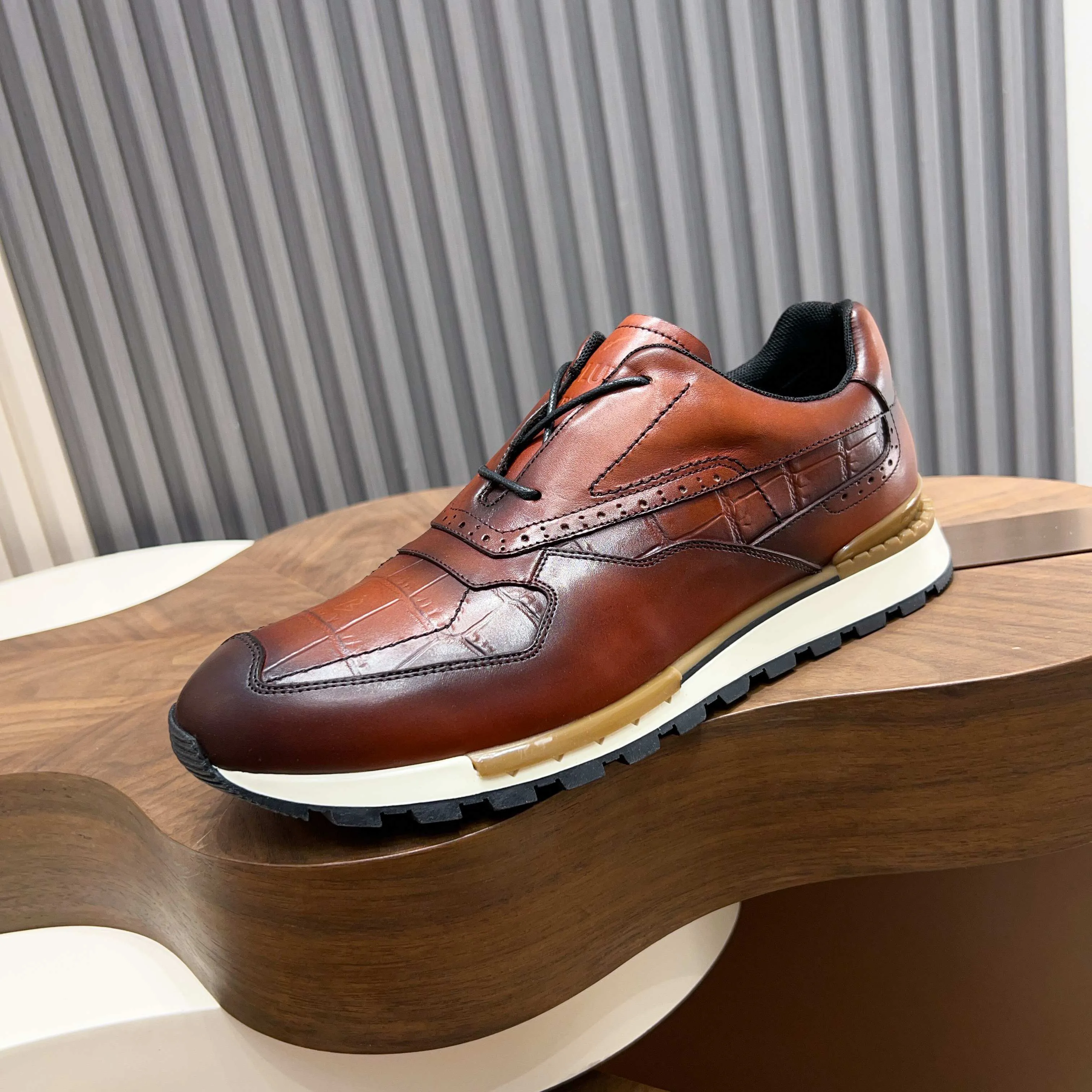 Men's Sneakers BERLUTI 18117163