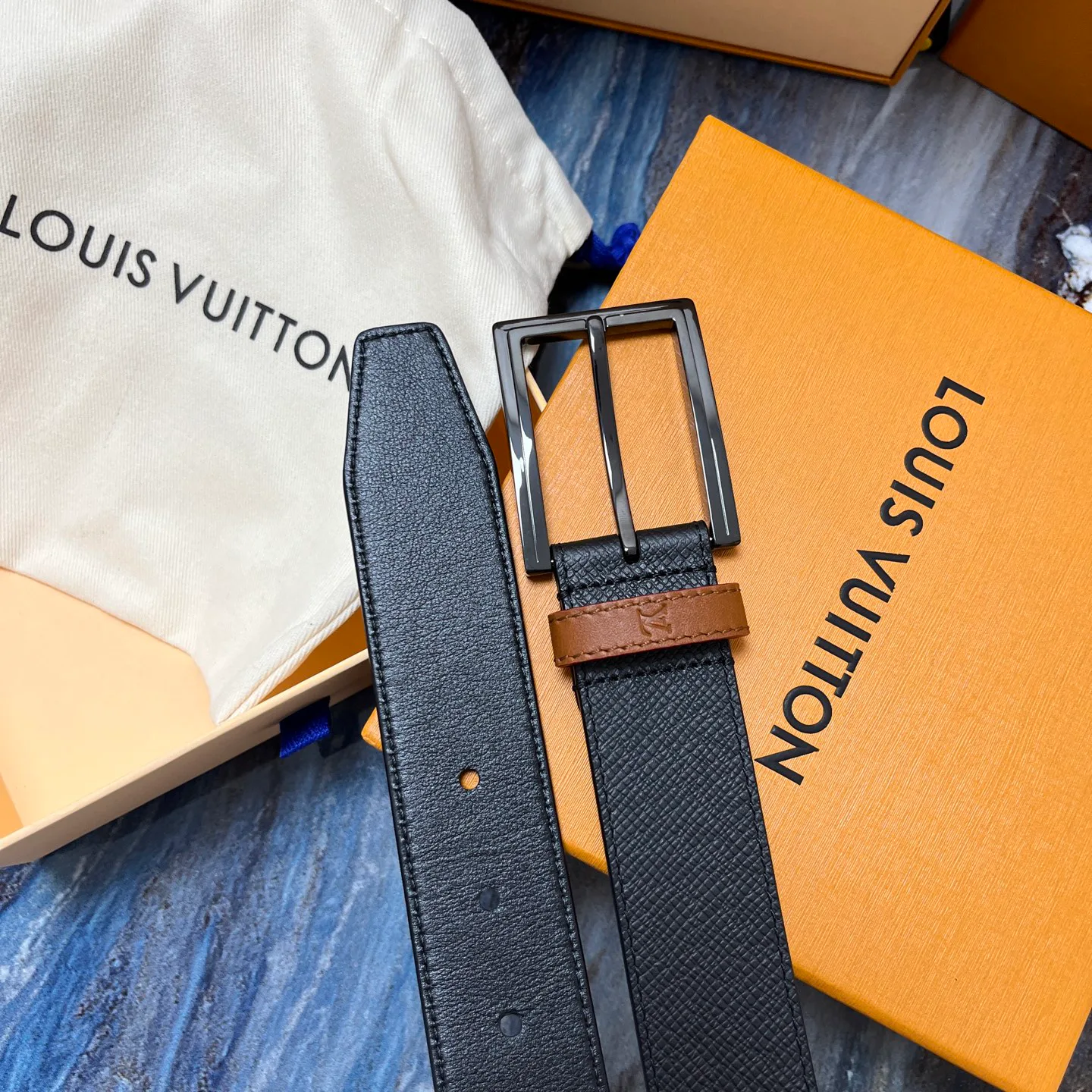 Belts LOUIS VUITTON 17645256