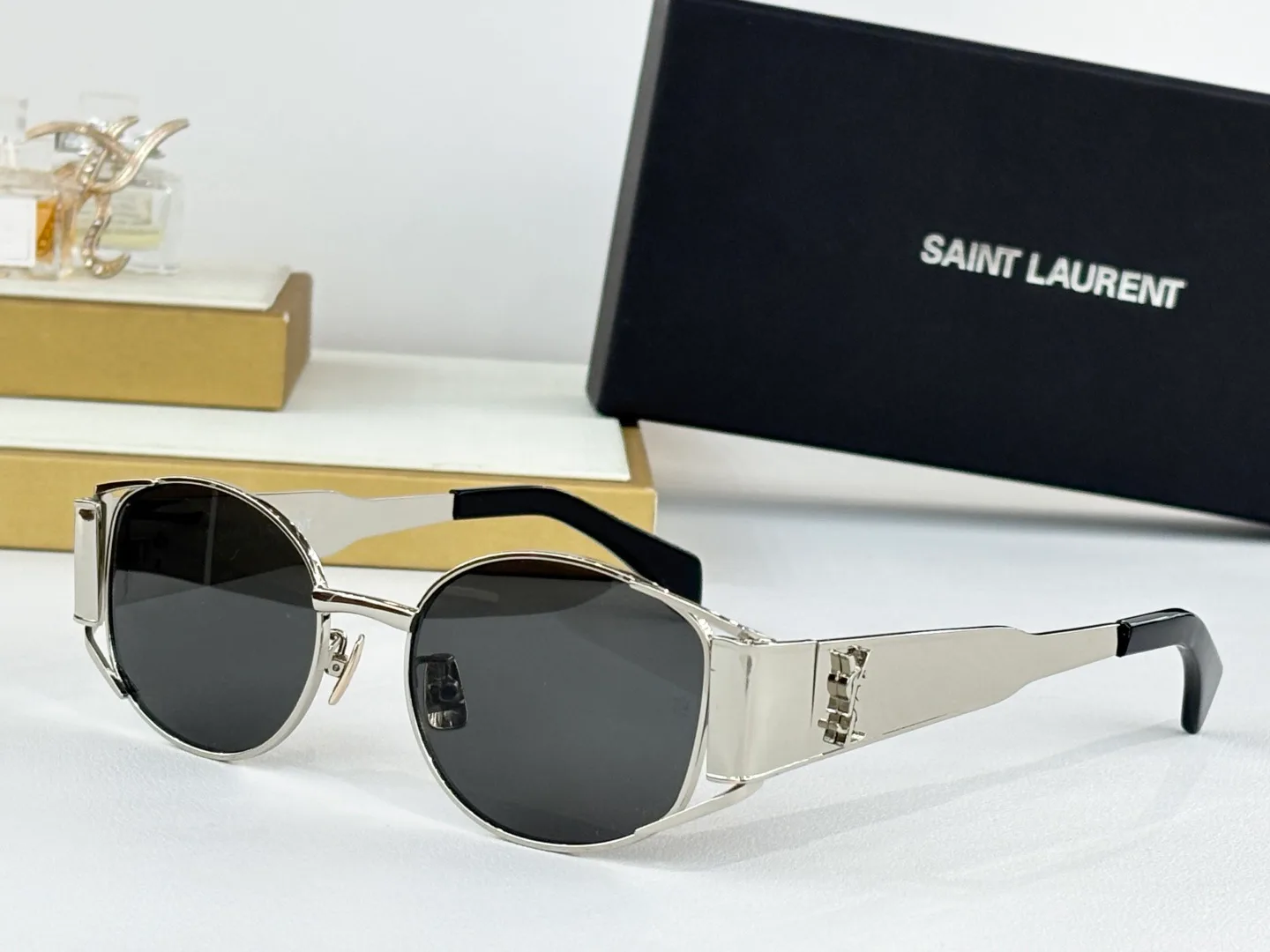 Glasses SAINT LAURENT 17291136