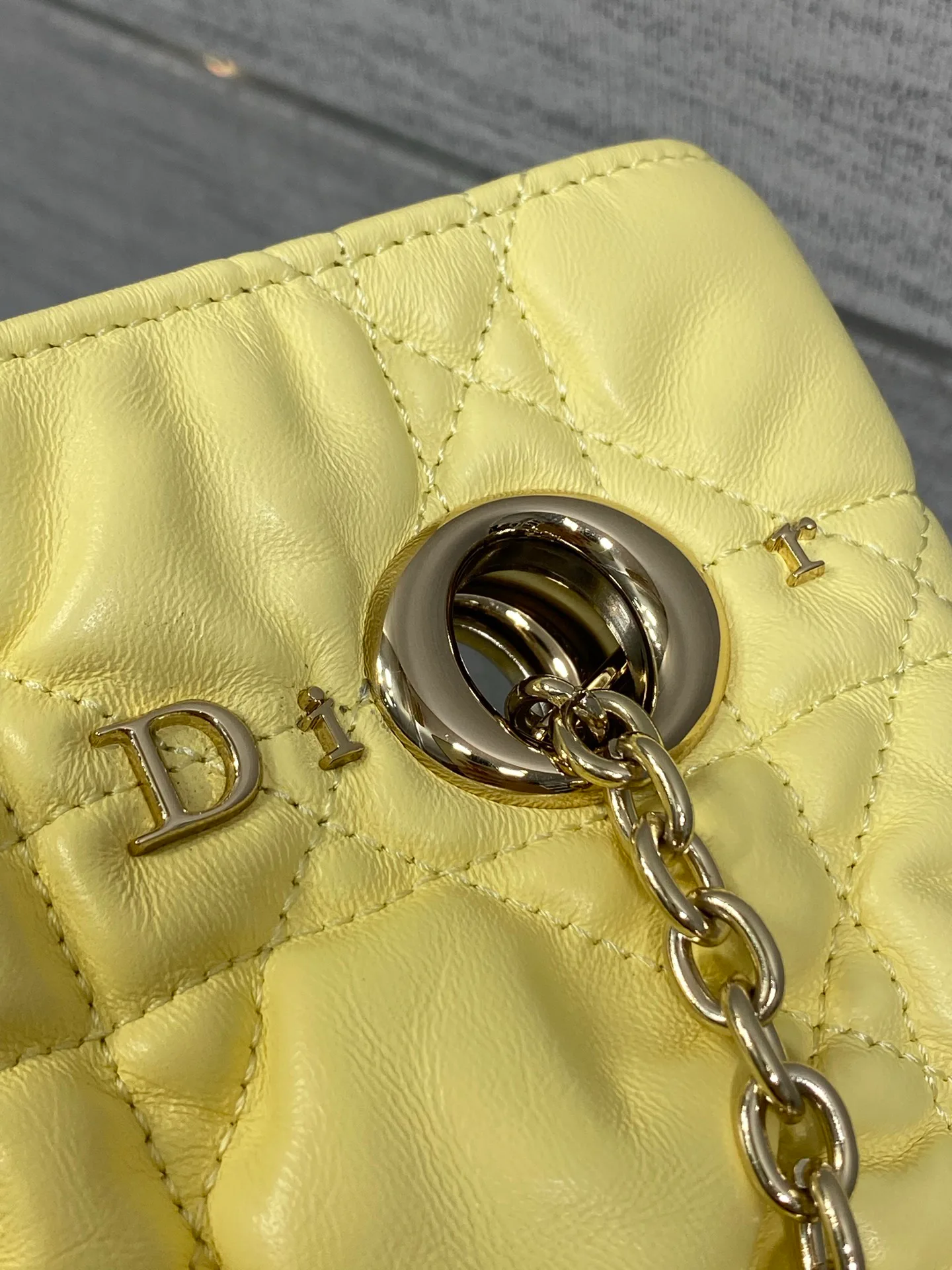Women's Classic Handbags CHRISTIAN DIOR 17033694