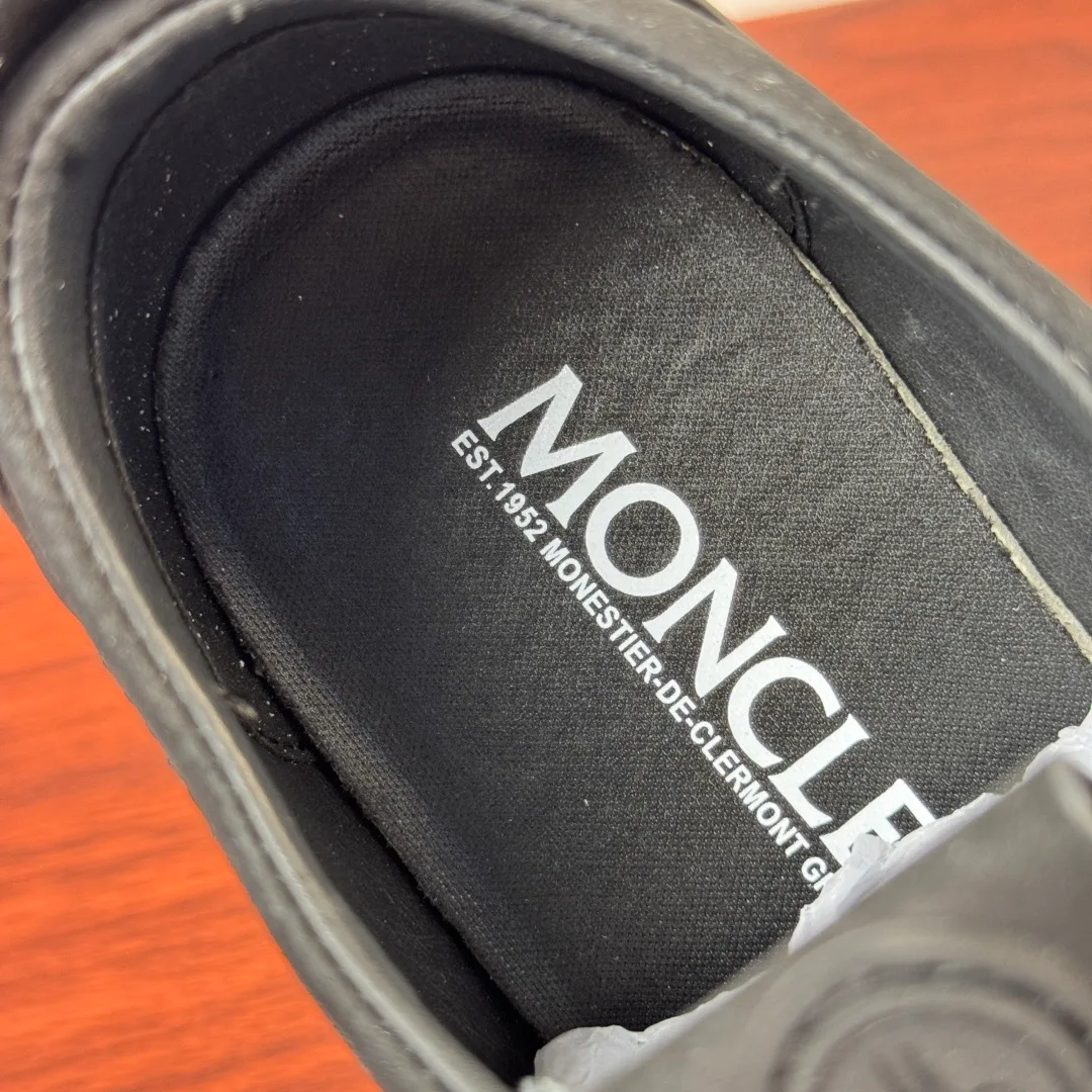 Men's Sneakers MONCLER 18100571