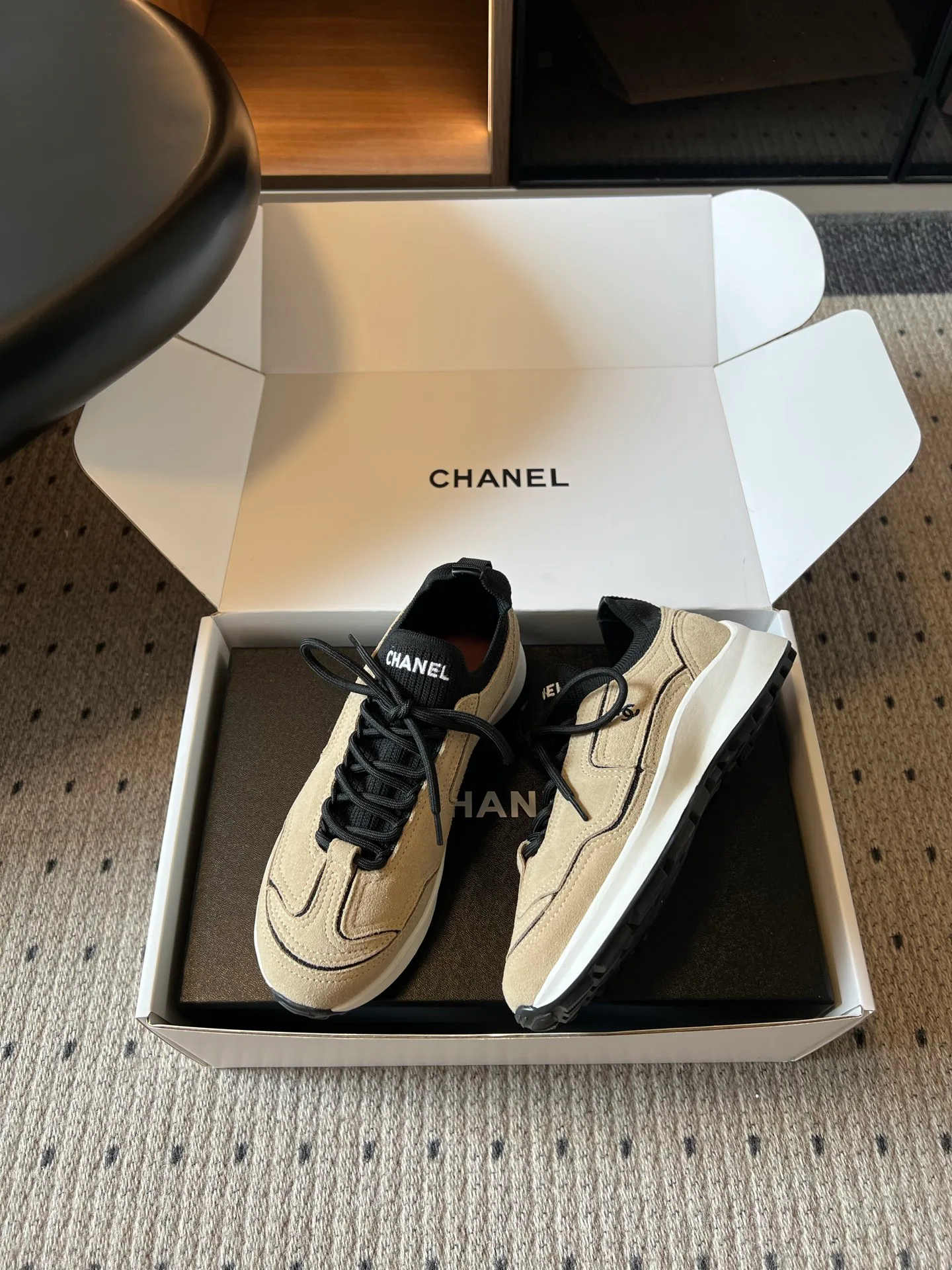 Women's Sneakers CHANEL 17793457