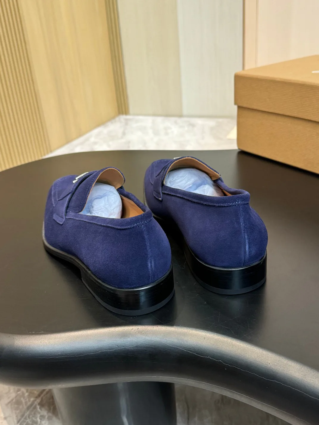 Men's Loafers And Dress Shoes CHRISTIAN LOUBOUTIN 18119136
