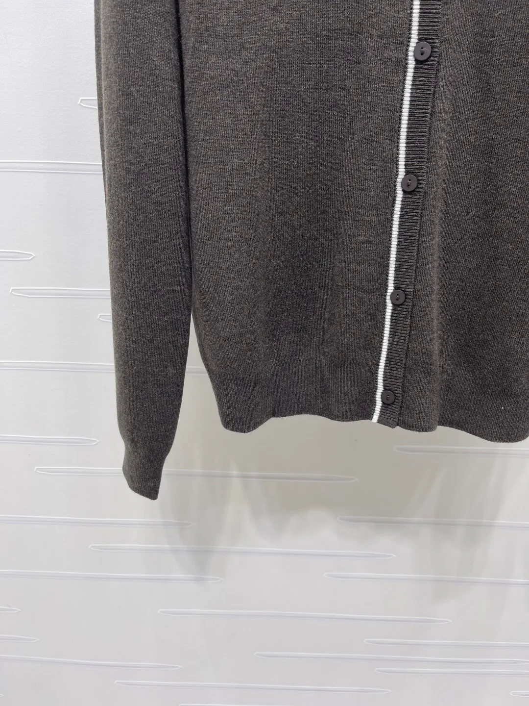 Women's Jumpers And Sweaters MIU MIU 18038521