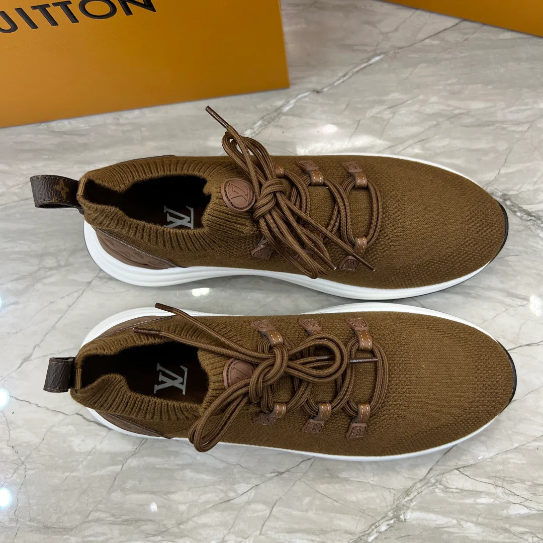Men's Sneakers LOUIS VUITTON 18227062