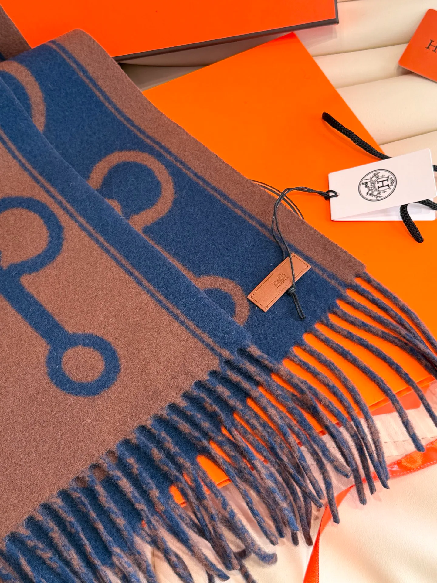 Scarves HERMES 18401205