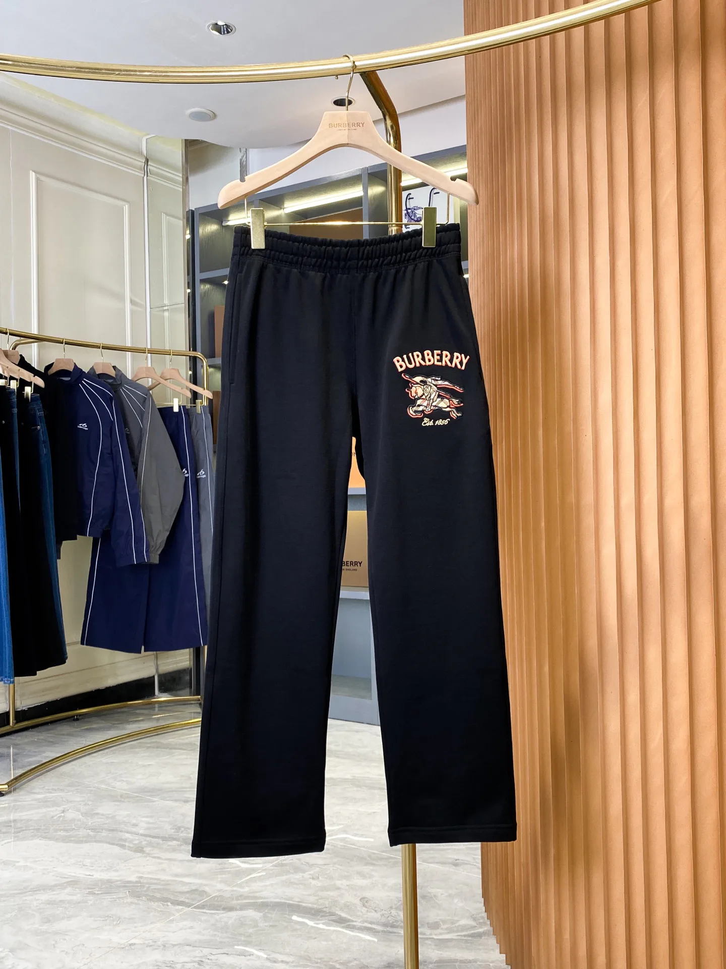 Men's Trousers BURBERRY 18141563