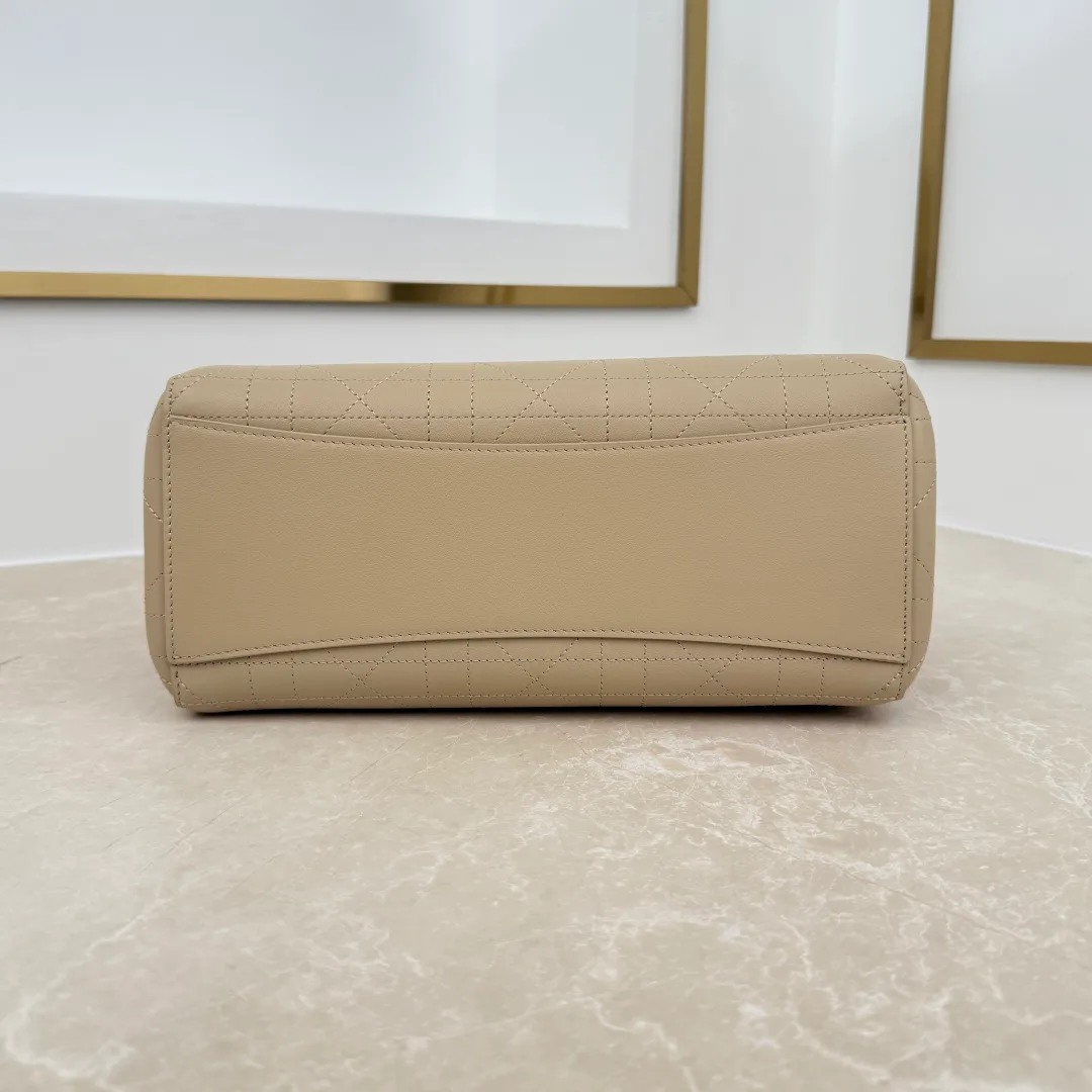 Women's Classic Handbags CHRISTIAN DIOR 18187884