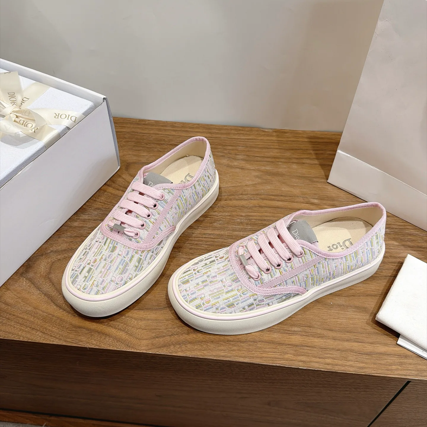 Women's Sneakers CHRISTIAN DIOR 18034451