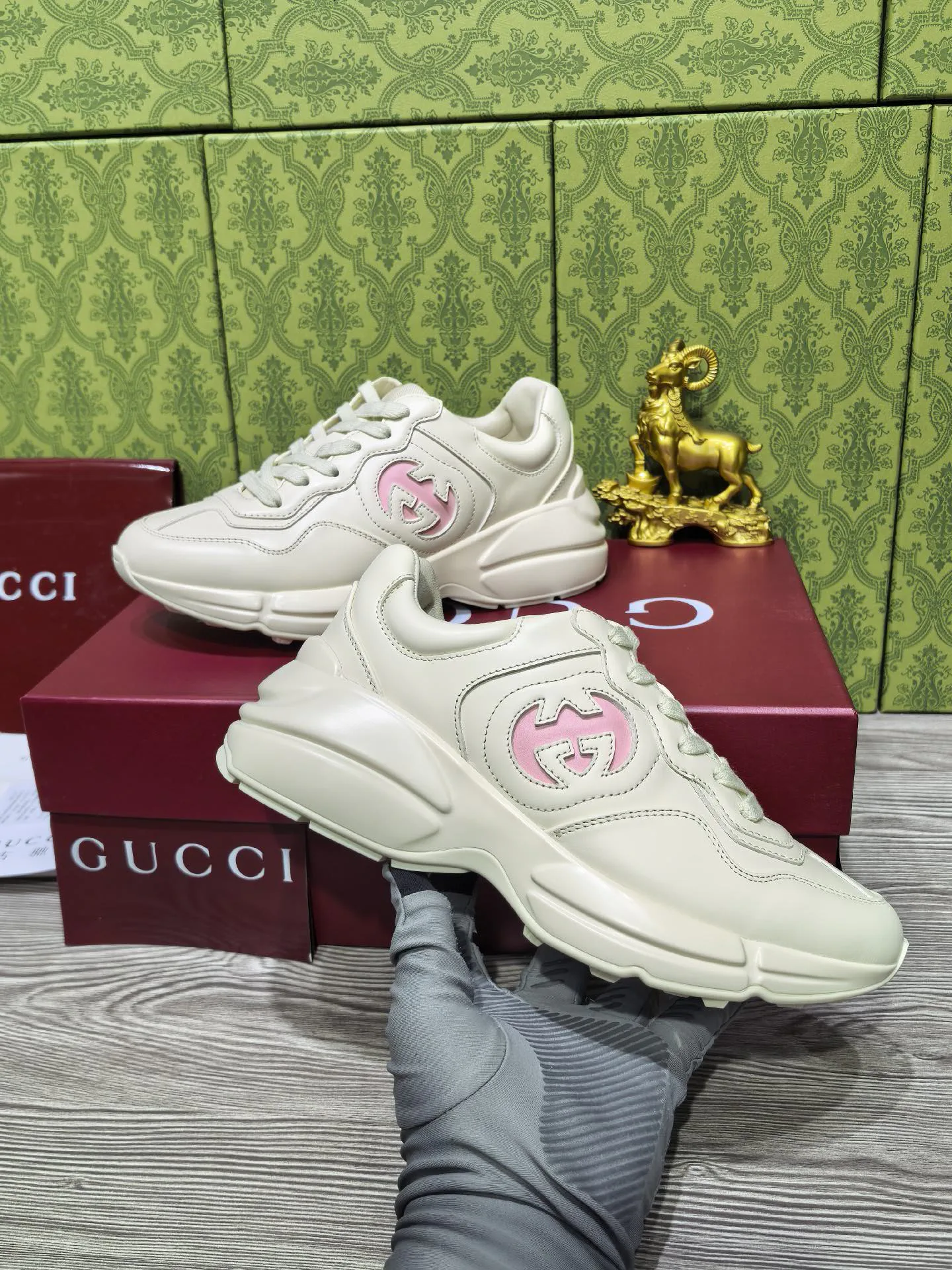 Men's Sneakers GUCCI 18510072