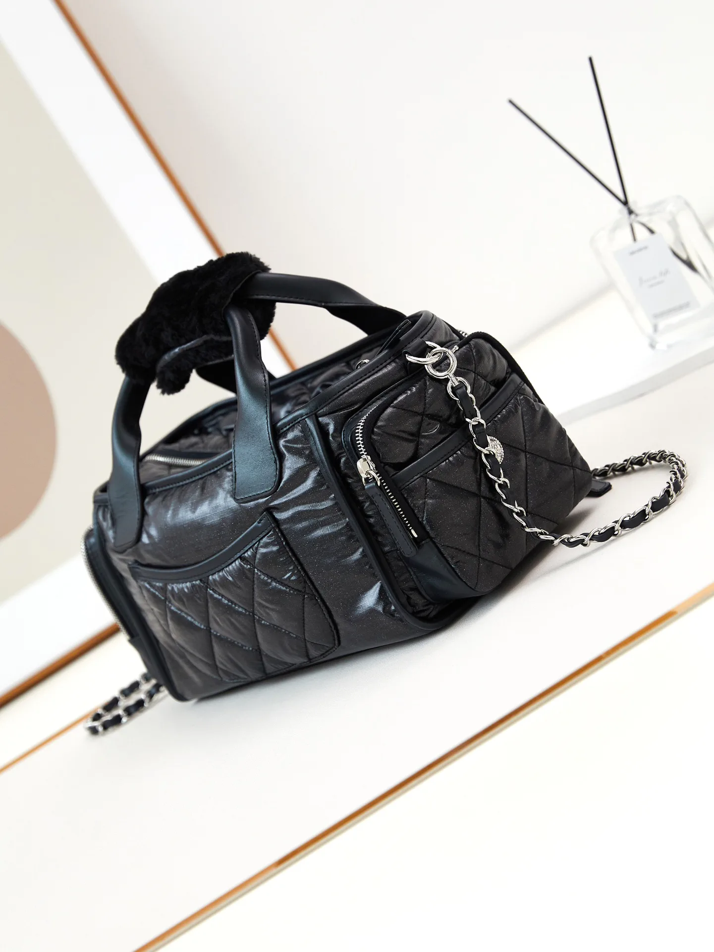 Women's Classic Handbags CHANEL 18065737