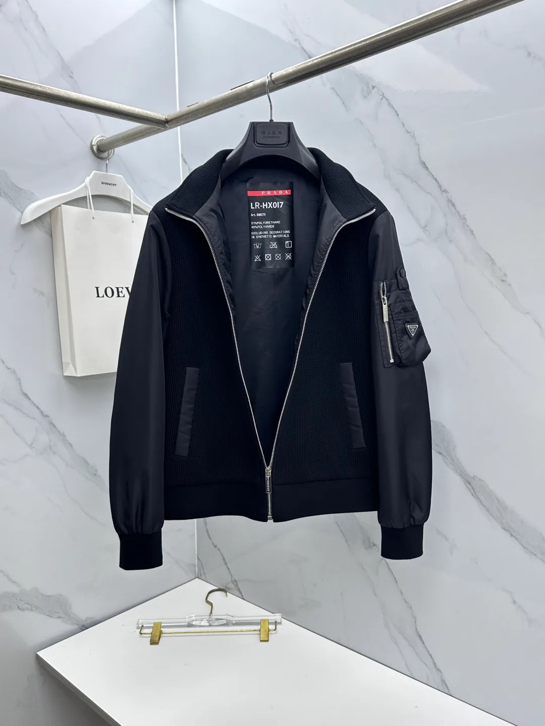 Куртки И Пуховики Мужские Prada 18596981
