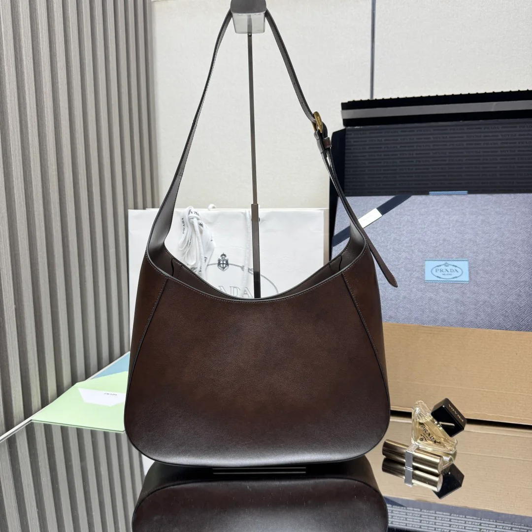 Women's Classic Handbags PRADA 18323047