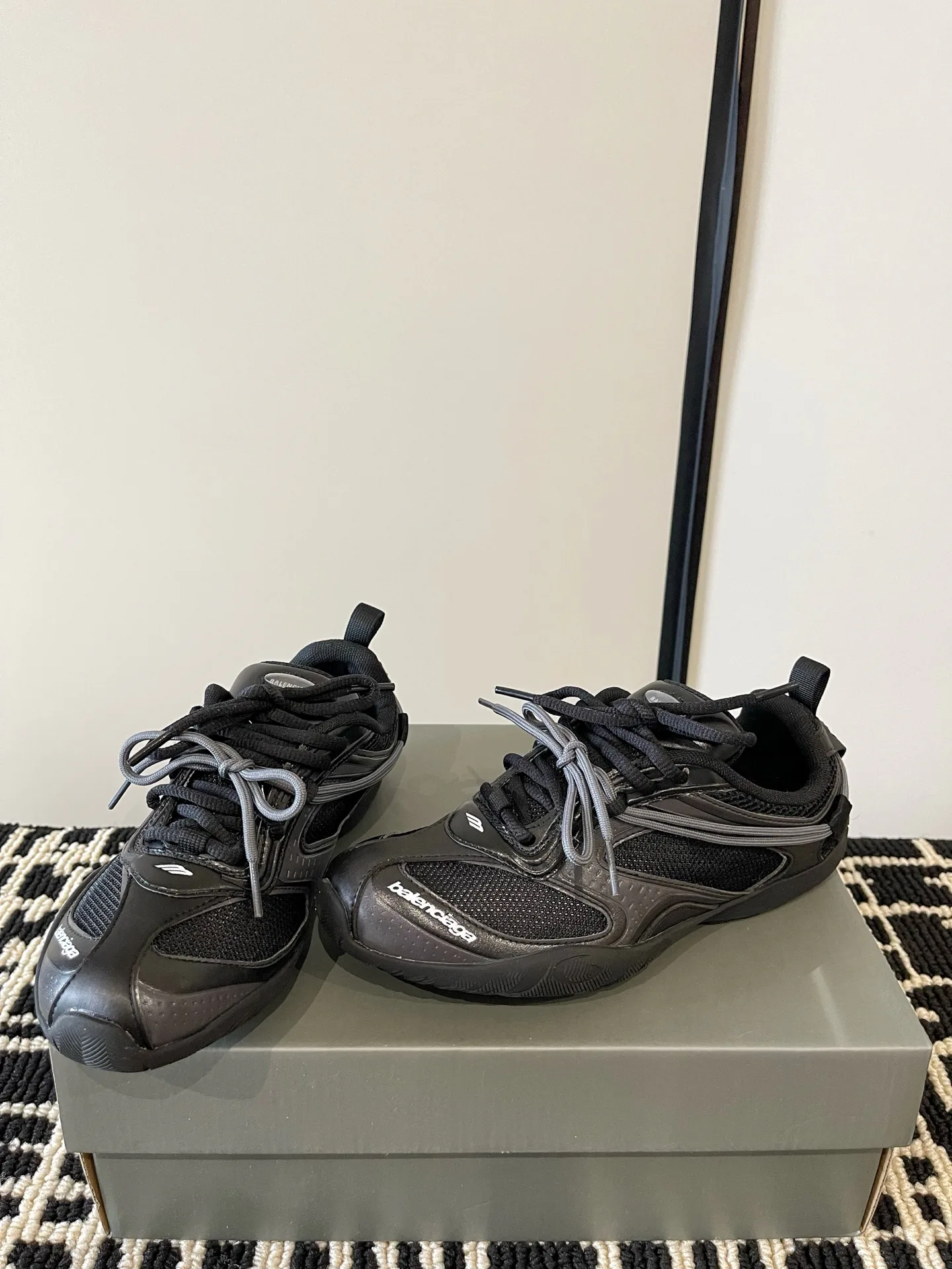 Women's Sneakers BALENCIAGA 18386307