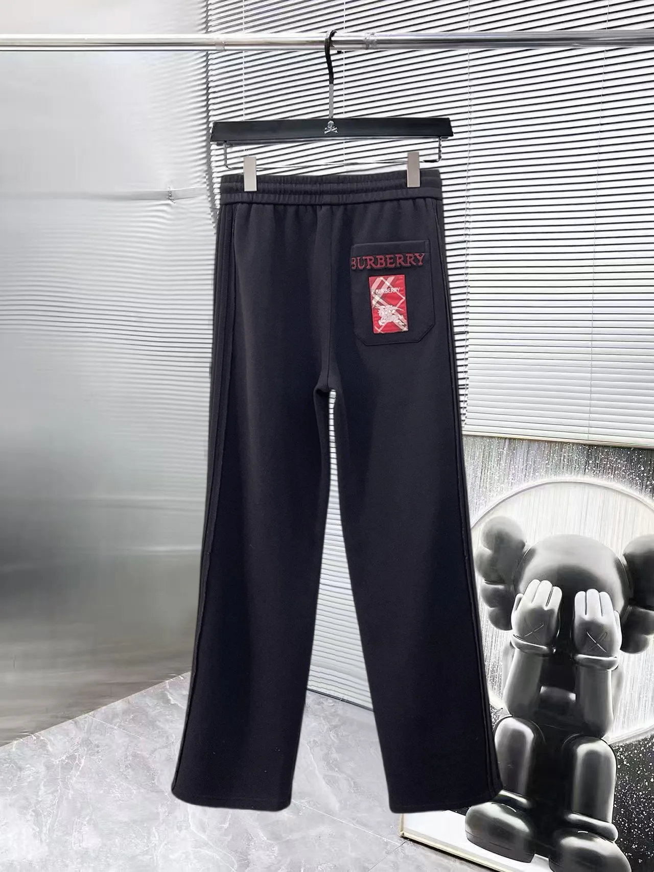 Men's Trousers BURBERRY 18197316