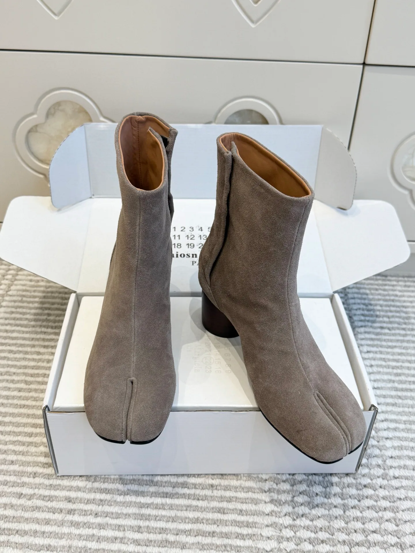 Women's Ankle Boots MAISON MARGIELA 18207410