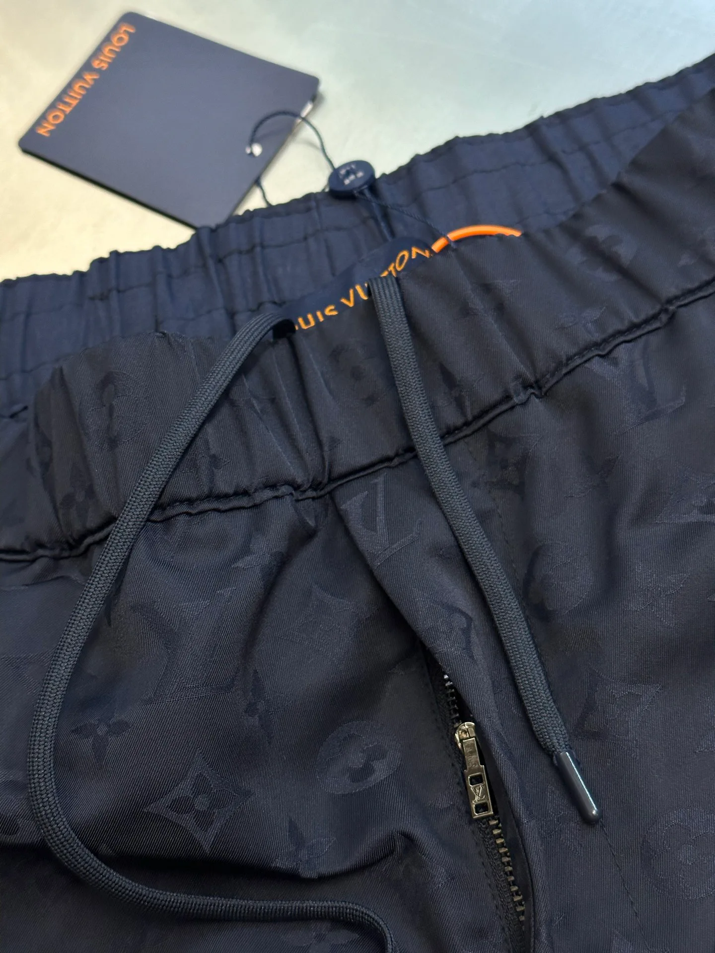Men's Trousers LOUIS VUITTON 18178872