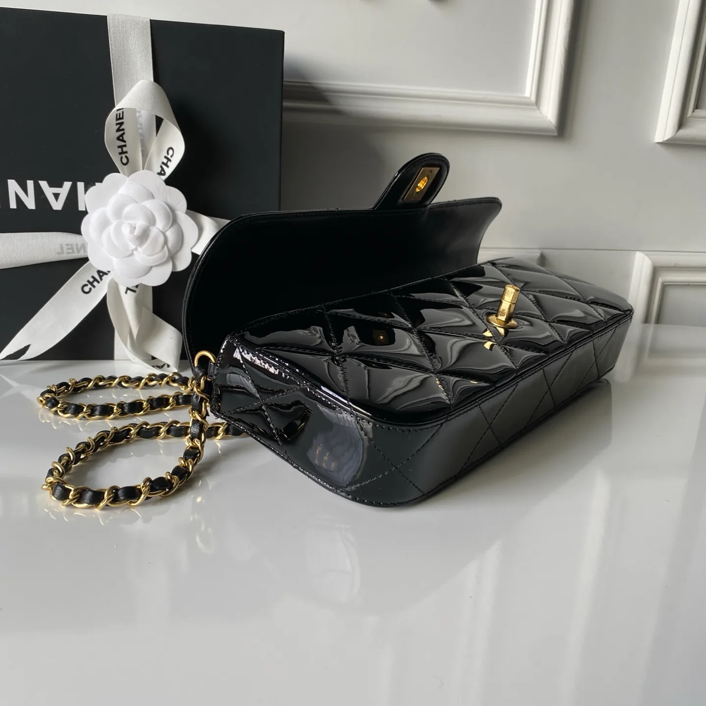 Women's Classic Handbags CHANEL 18207721