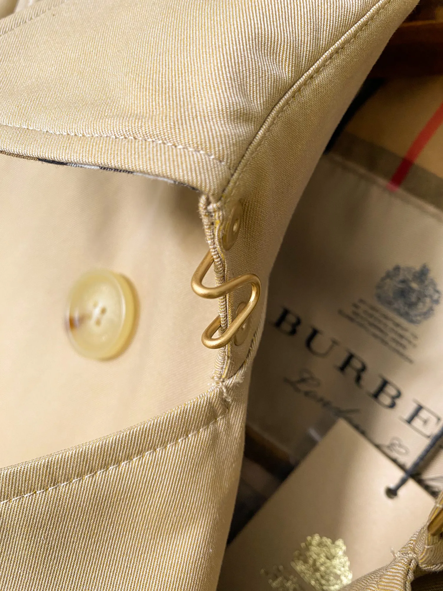 Women's Trench Coats BURBERRY 18512899