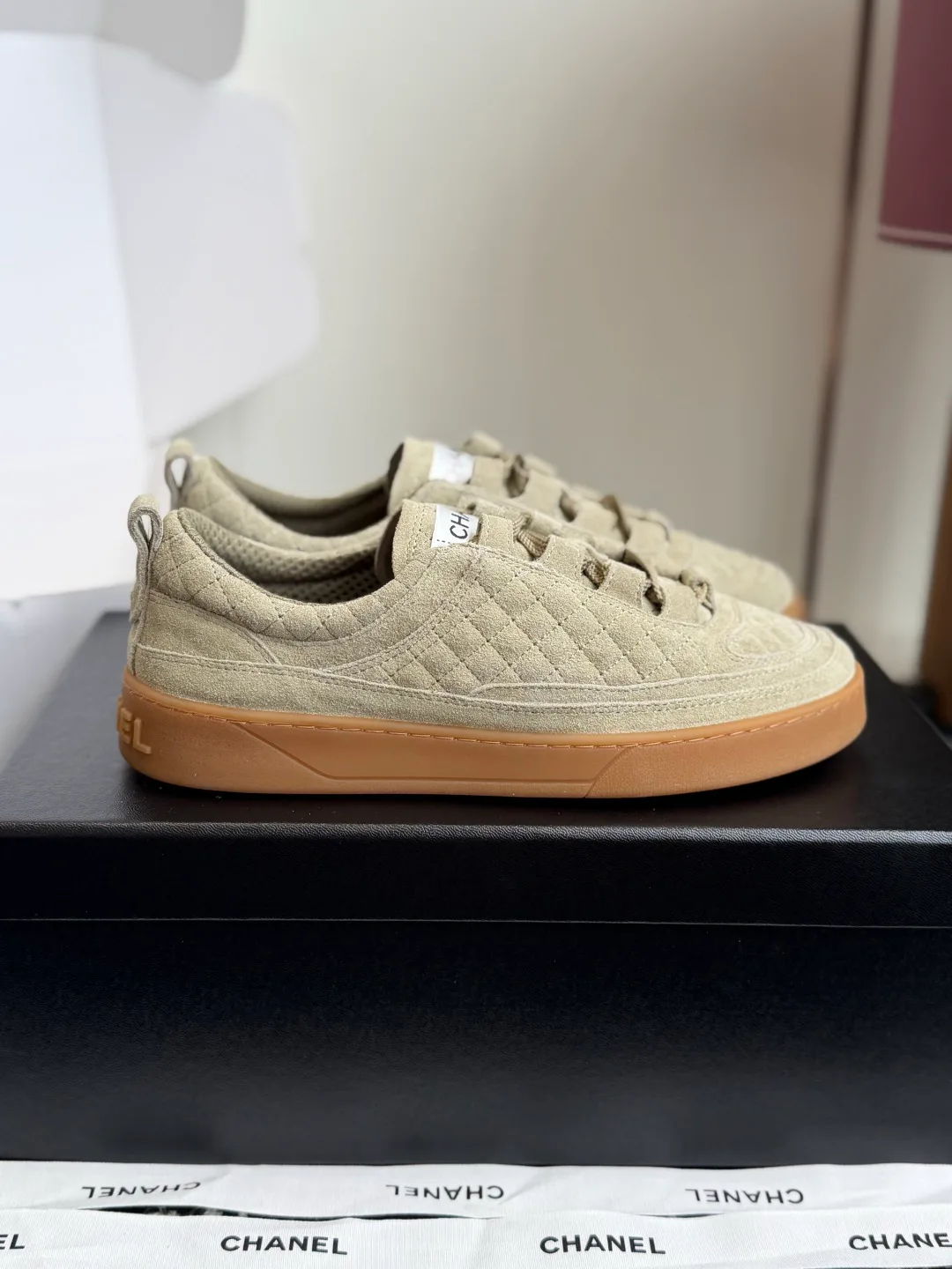 Women's Sneakers CHANEL 17740567