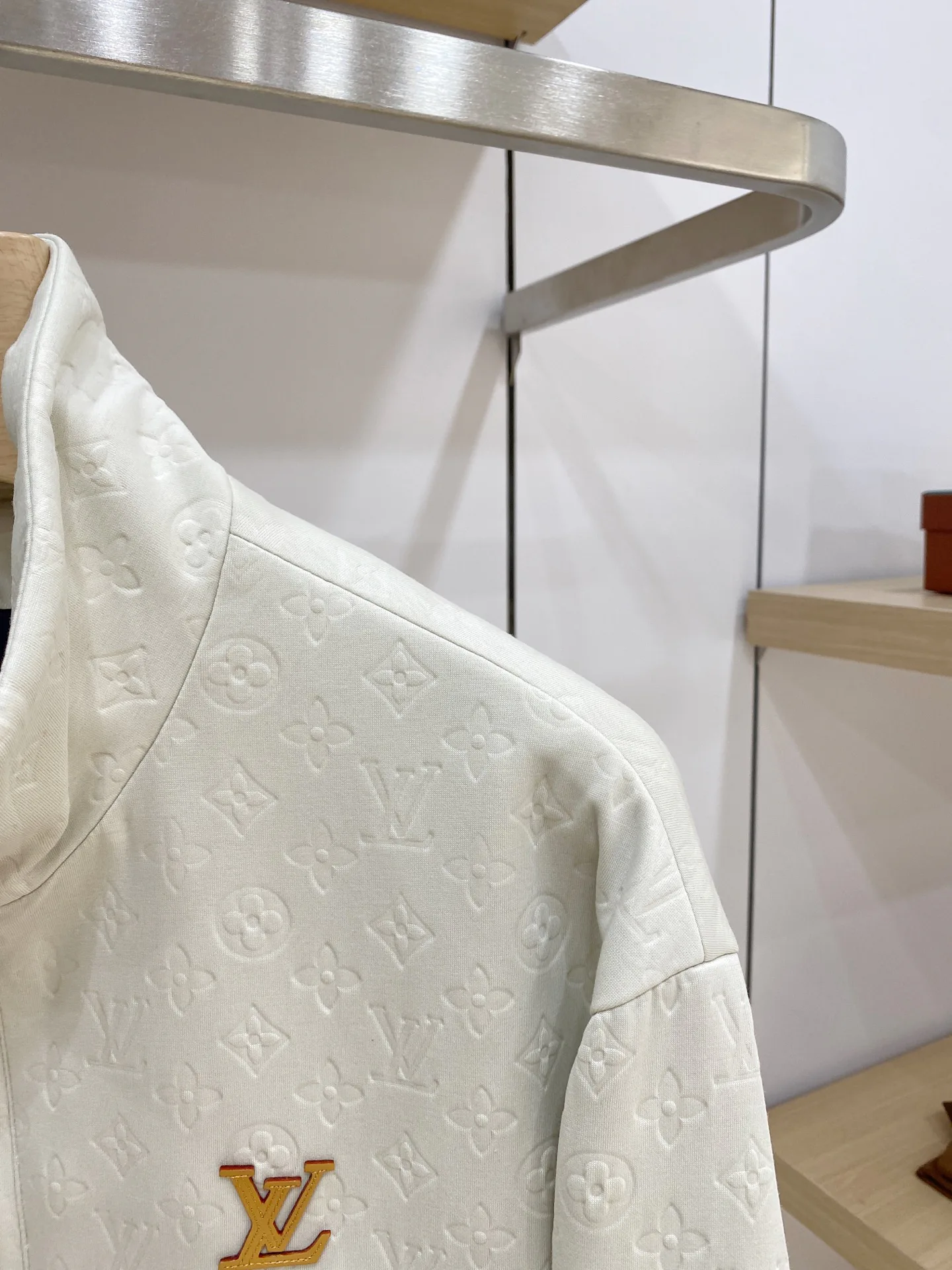 Men's Jackets And Down Jackets LOUIS VUITTON 18178225