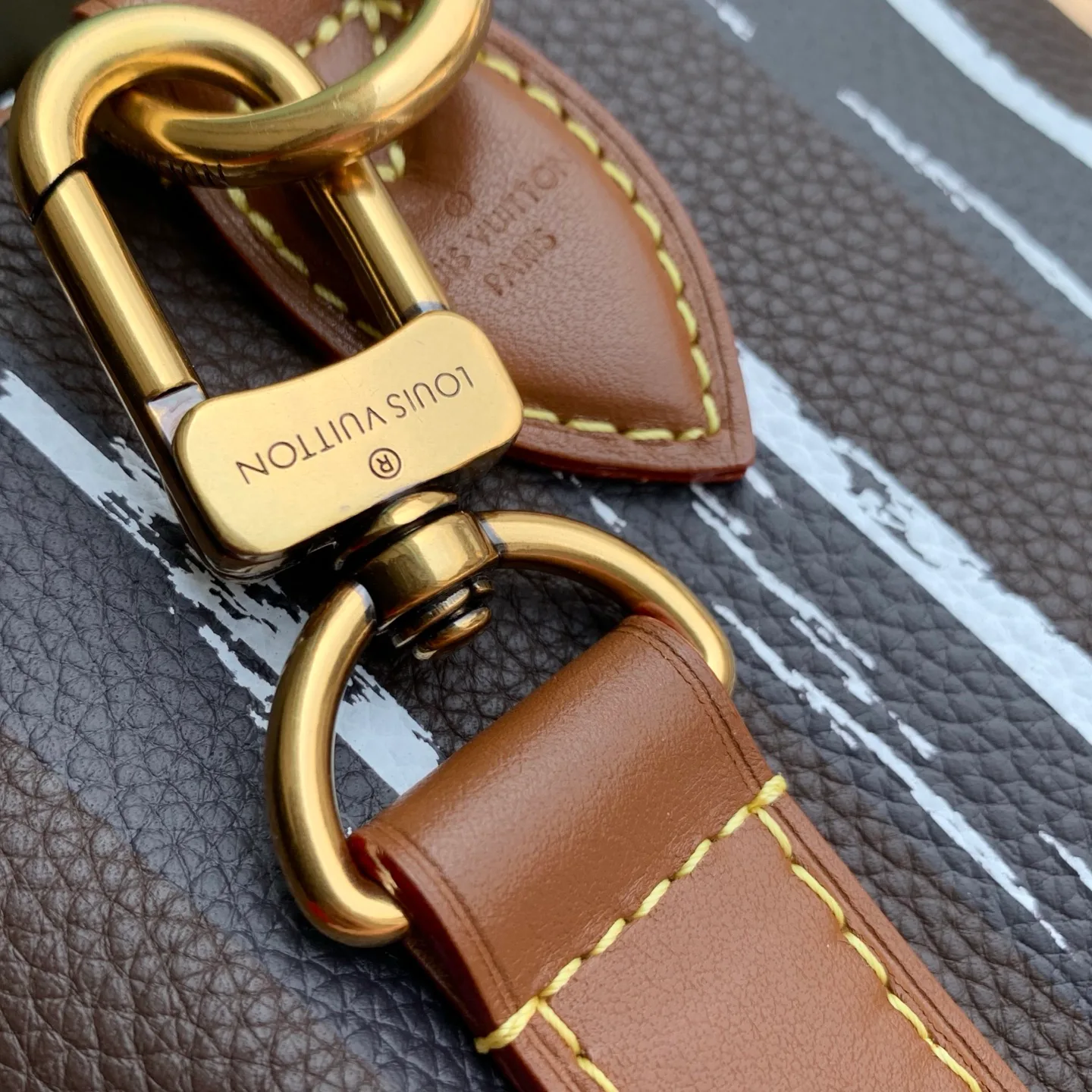 Women's Classic Handbags LOUIS VUITTON 18147545