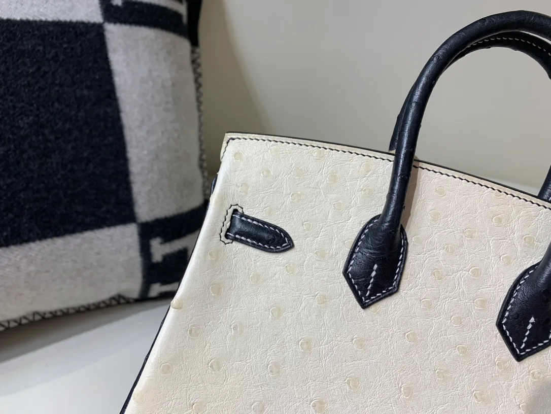Women's Classic Handbags HERMES 18126532