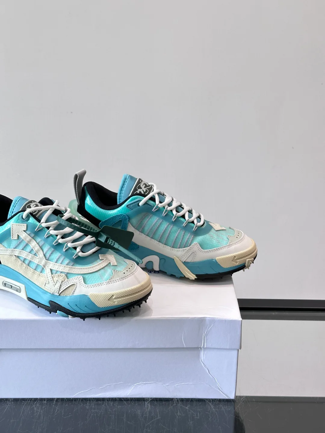 Women's Sneakers OFF-WHITE 17689325