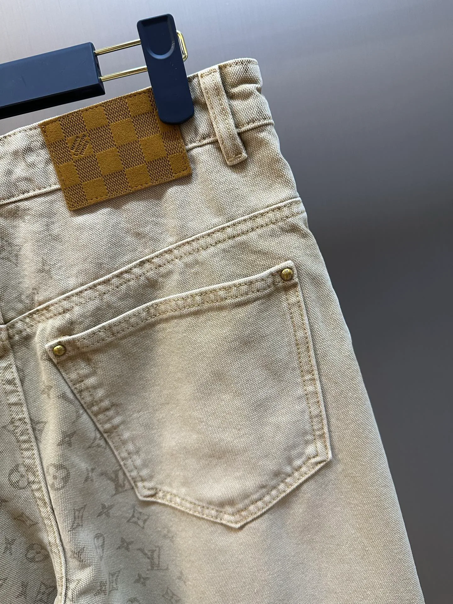 Men's Jeans LOUIS VUITTON 17299060