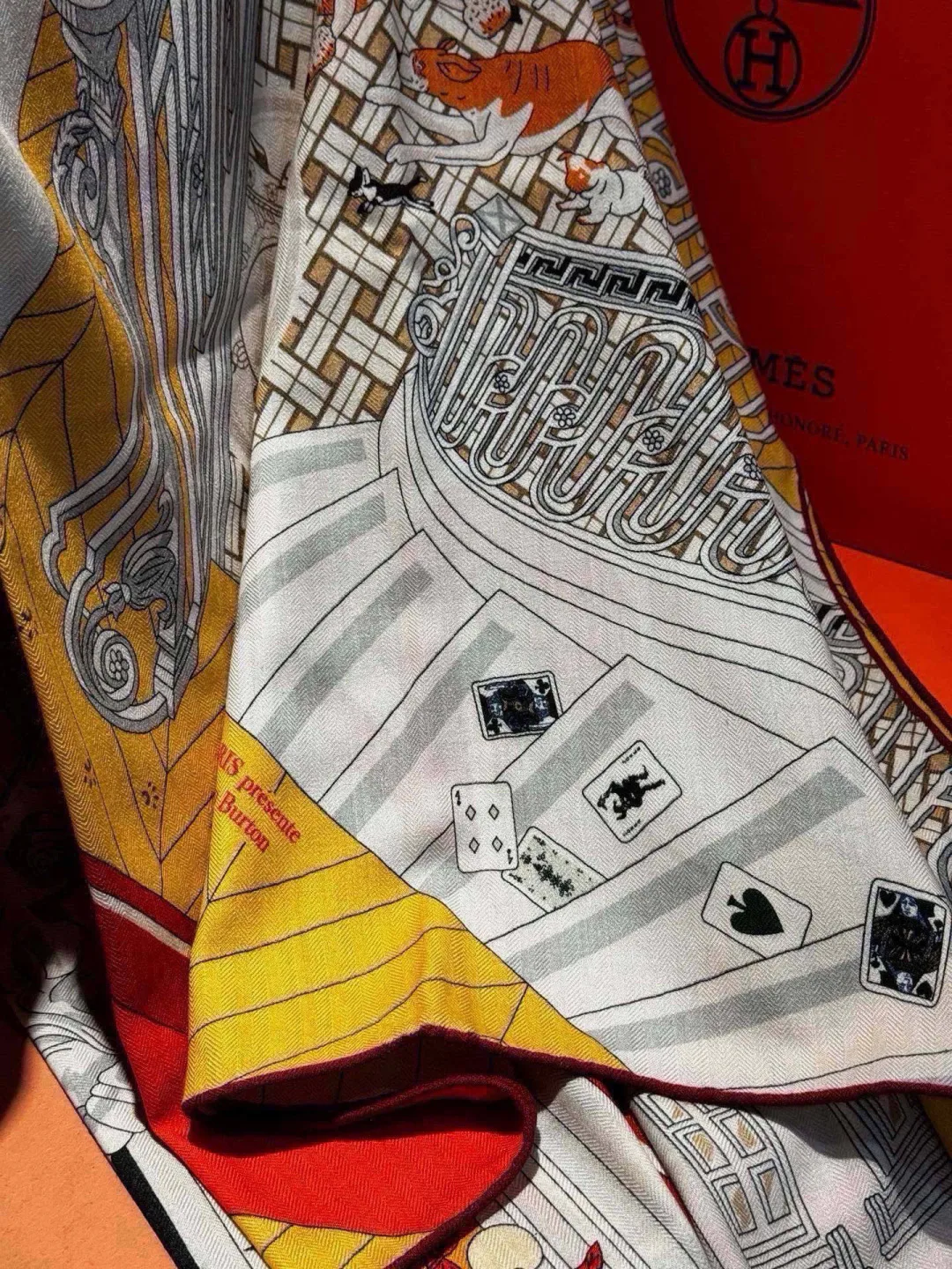 Silk Scarves HERMES 18222550