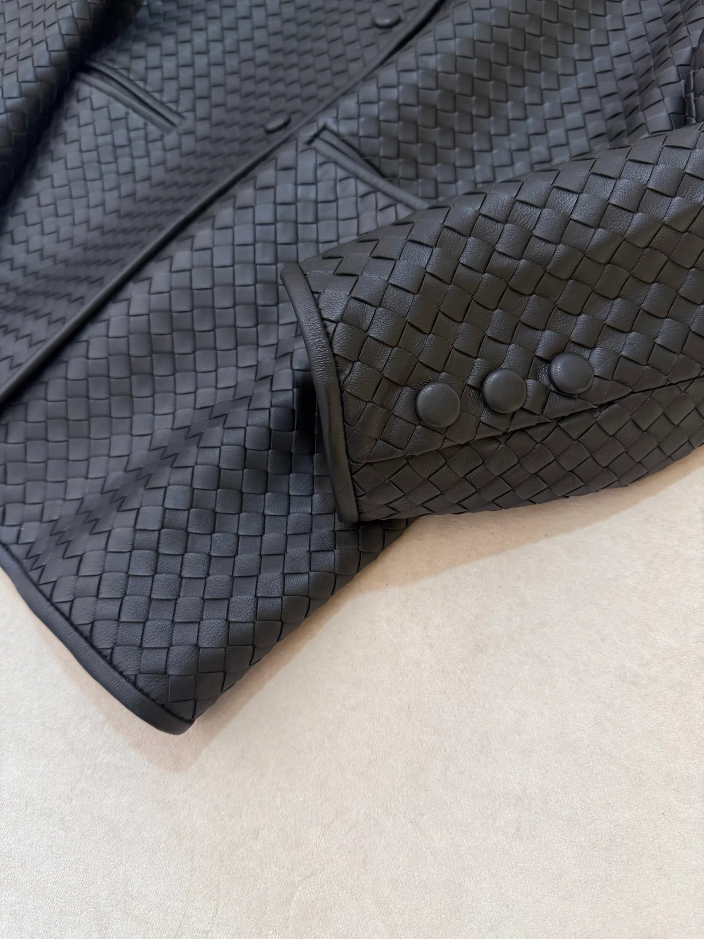 Women's Leather Jackets And Sheepskin Coats BOTTEGA VENETA 18208785