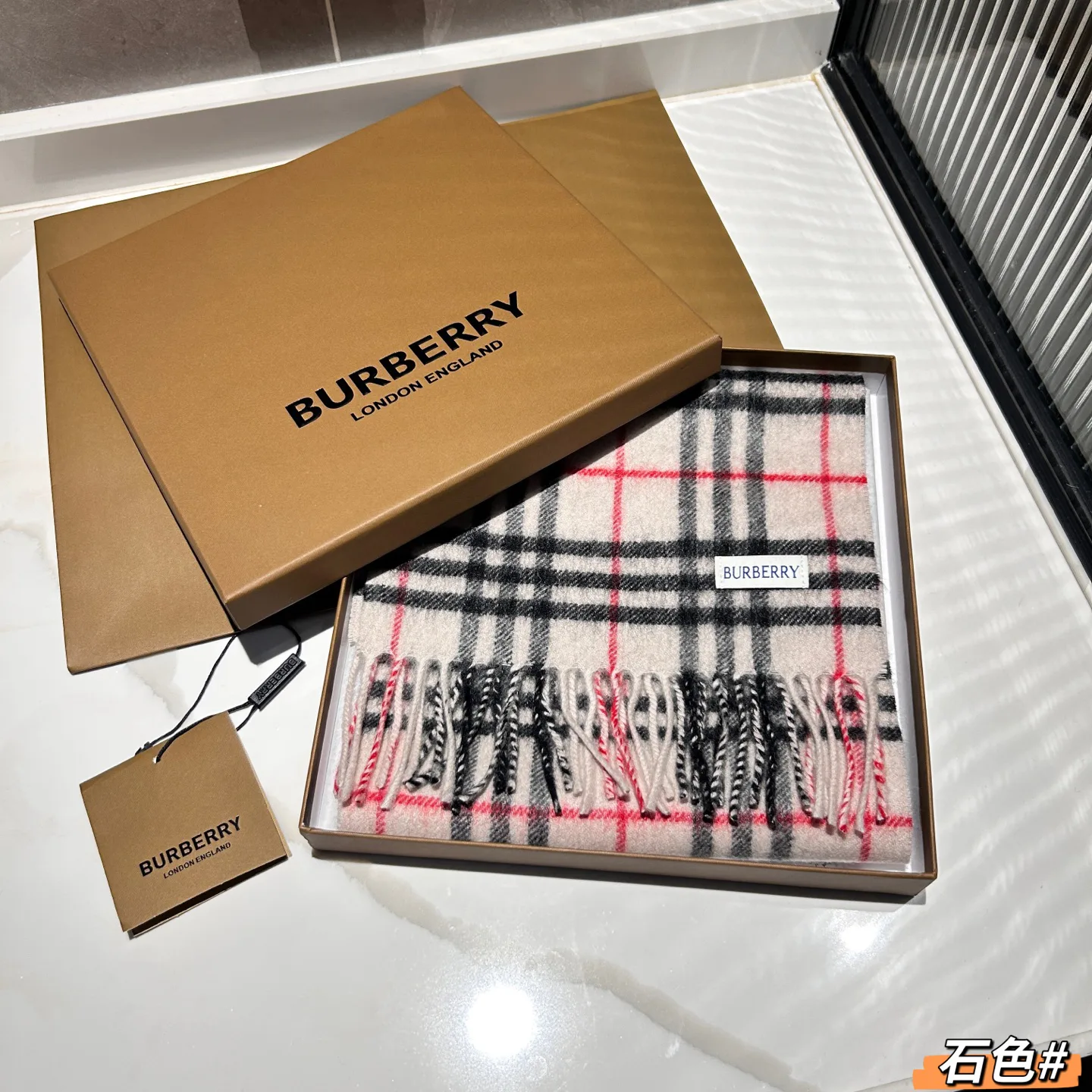 Scarves BURBERRY 18507397